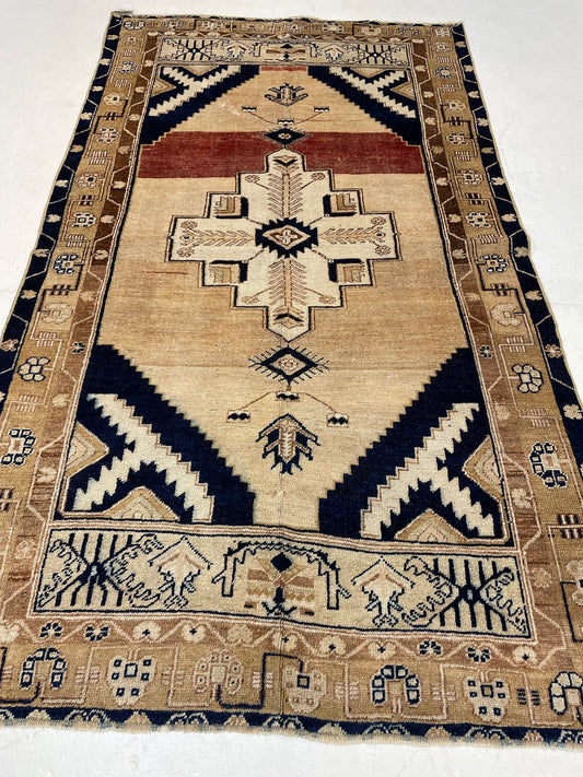 Hand-Knotted Wool Rug Turkish Oushak 3'5" x 6'