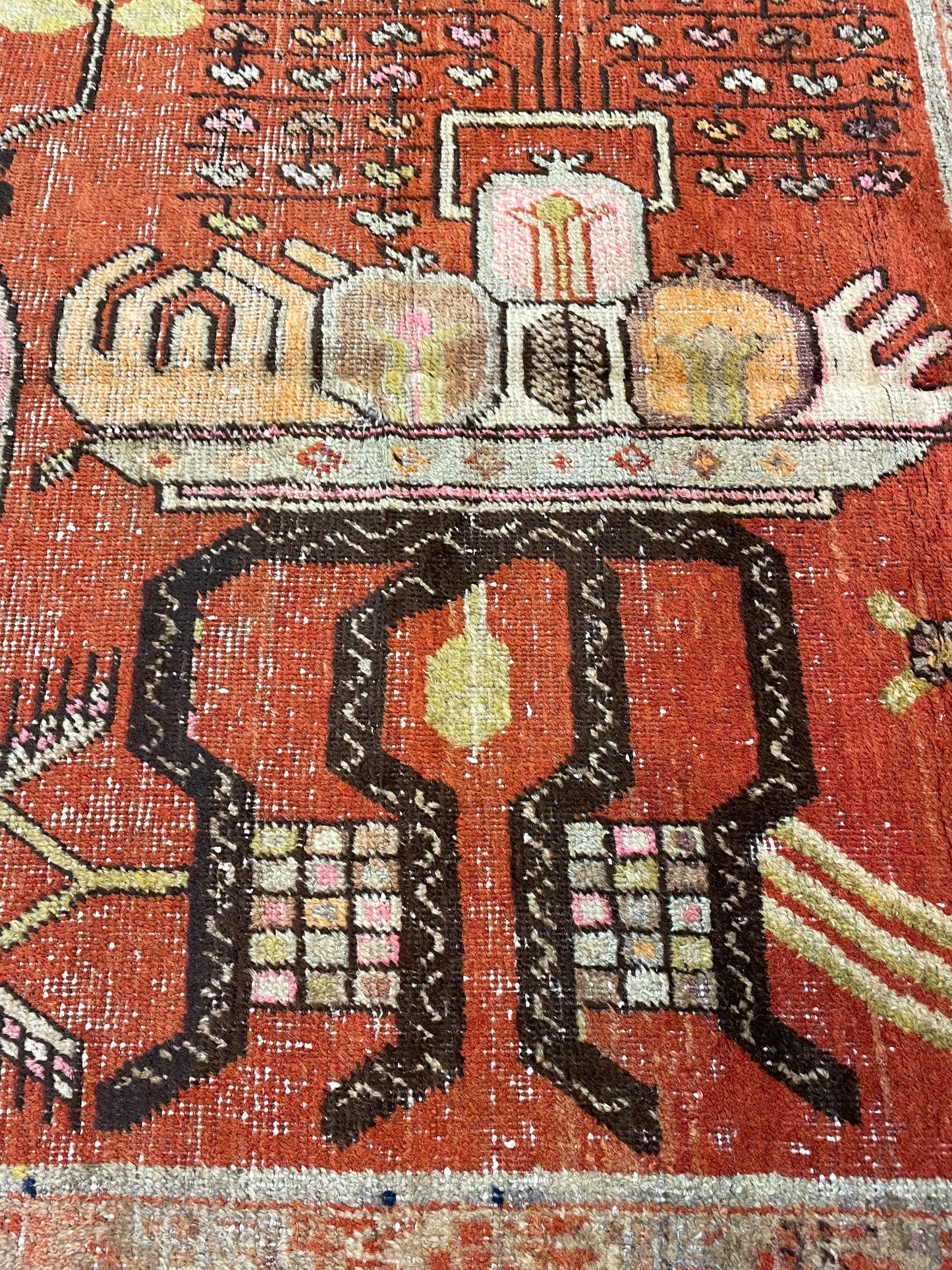 Hand-Knotted Wool Rug Khotan 4'4" x 6'10"
