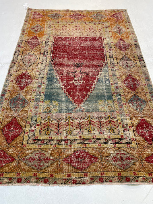 Hand-Knotted Wool Rug Turkish Oushak 3'4" x 5'1"