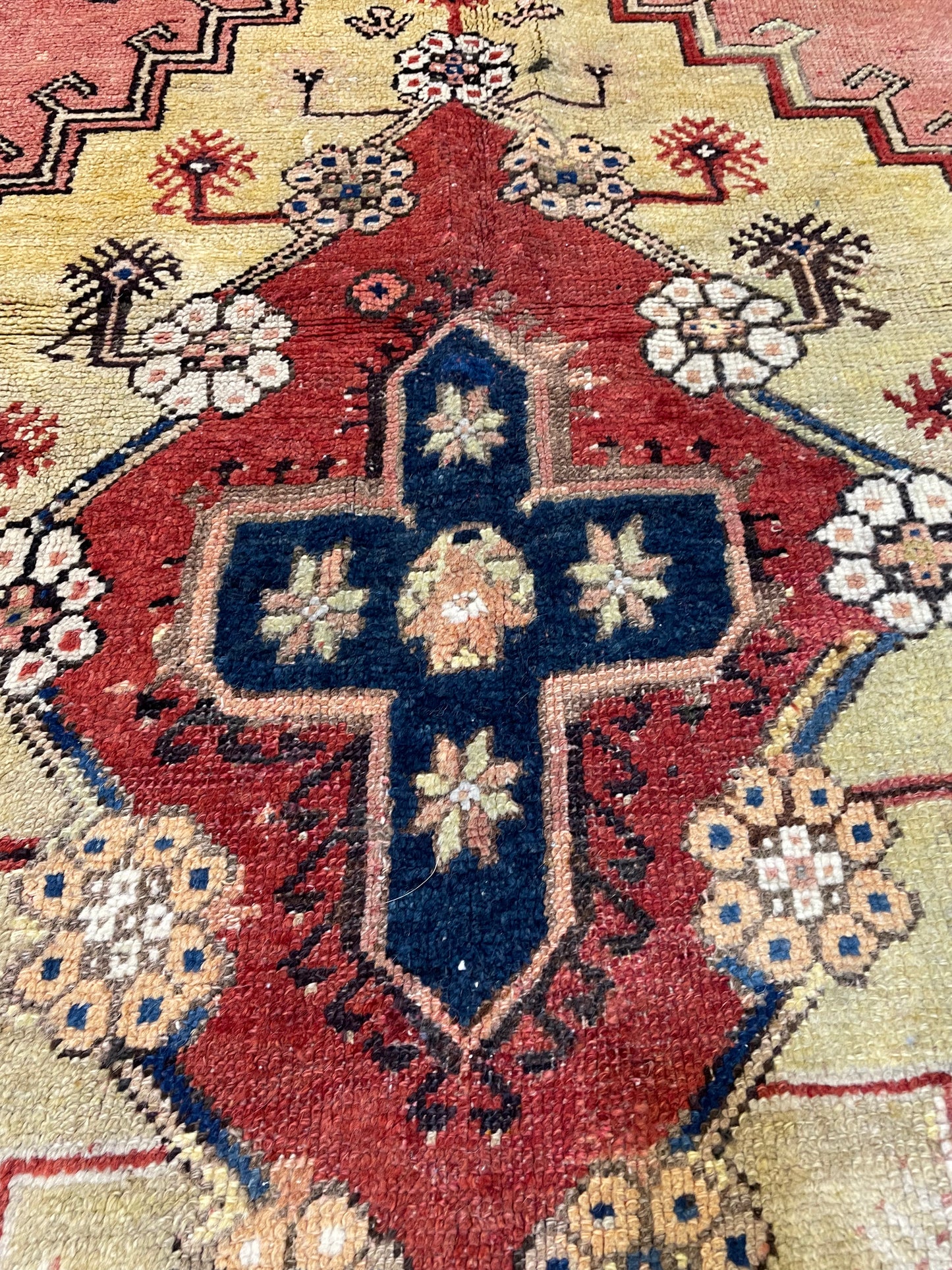 Hand-Knotted Wool Rug Turkish Oushak 3'10" x 7'2"