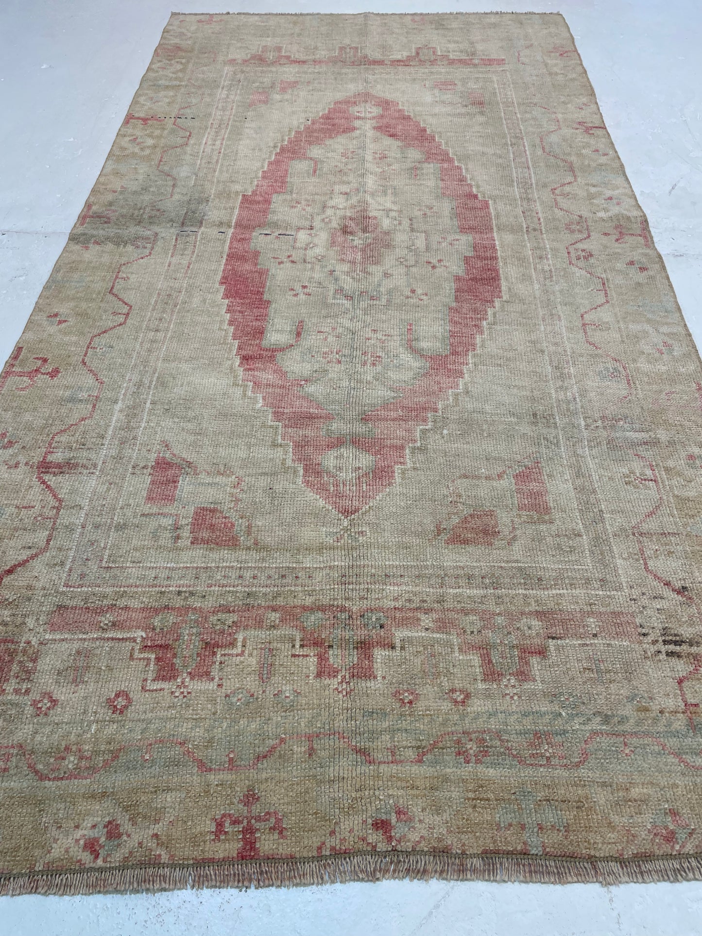 Hand-Knotted Wool Rug Turkish Oushak 3'4" x 6'5"