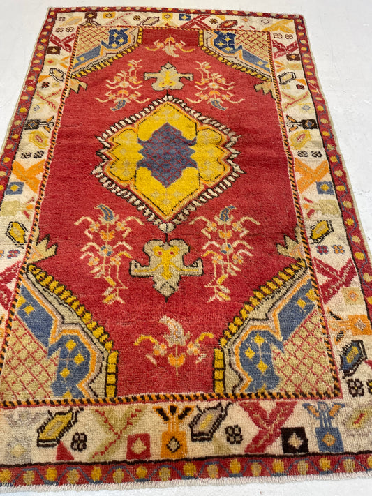 Hand-Knotted Wool Rug Turkish Oushak 2'8" x 4'4"