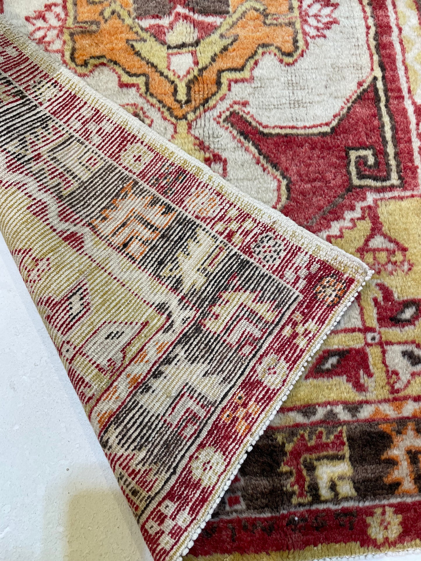 Hand-Knotted Wool Rug Turkish Oushak 2'6" x 4'3"