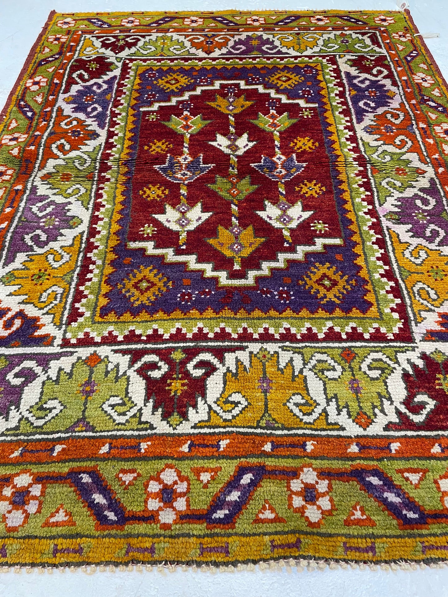 Hand-Knotted Wool Rug Turkish Oushak 2'11" x 4'
