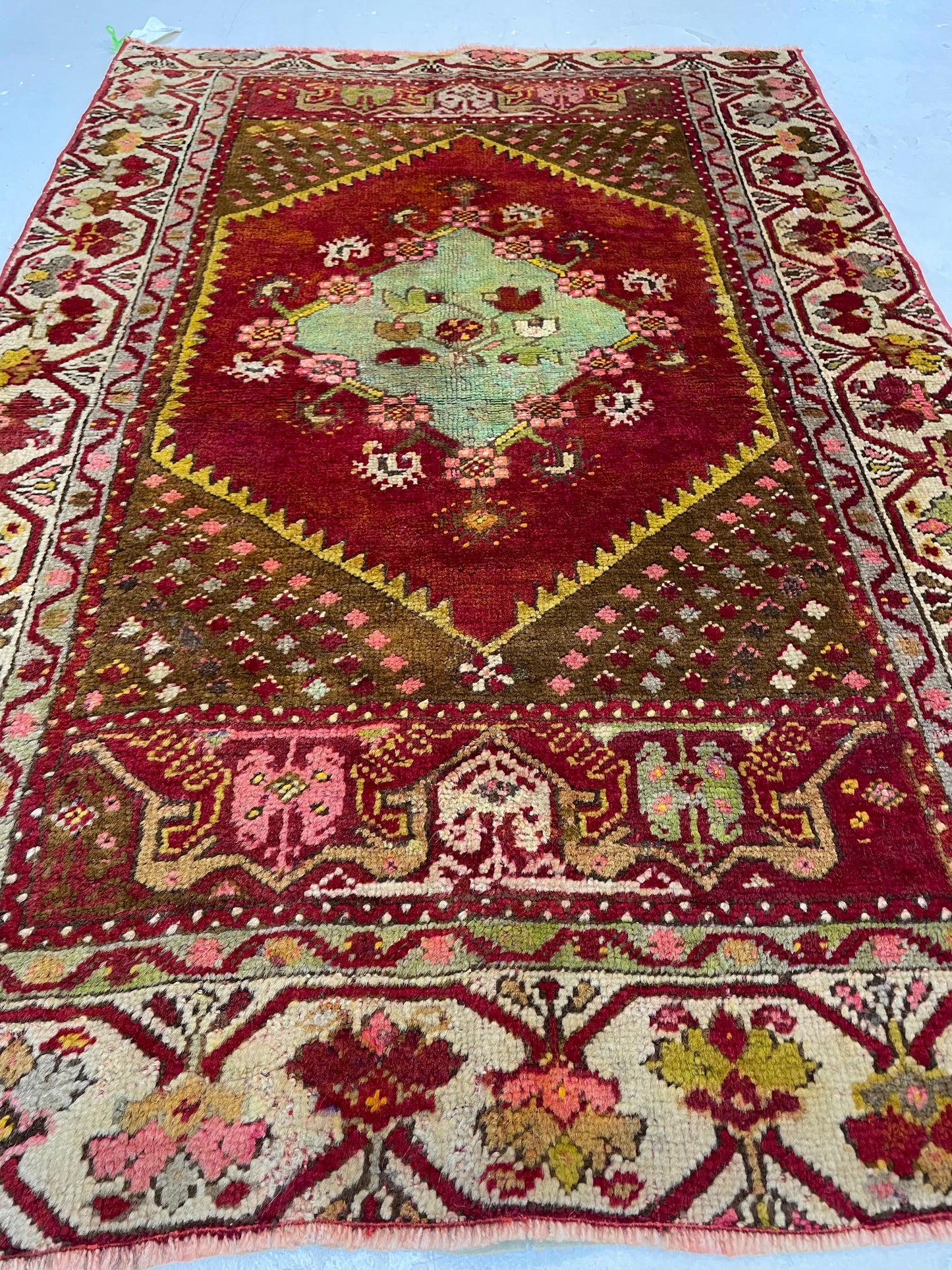 Hand-Knotted Wool Rug Turkish Oushak 2'8" x 4'