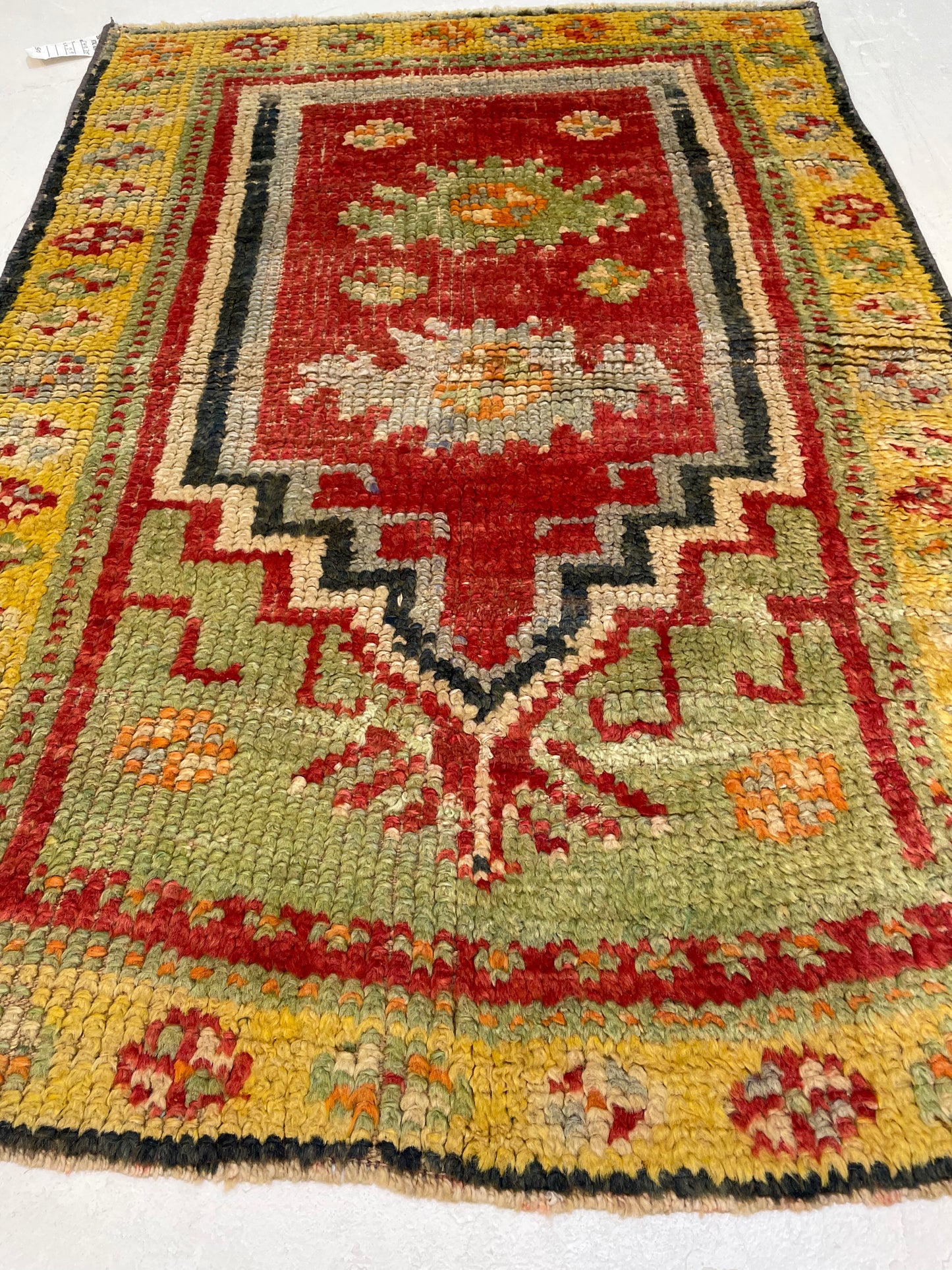 Hand-Knotted Wool Rug Turkish Oushak 2'9" x 4'