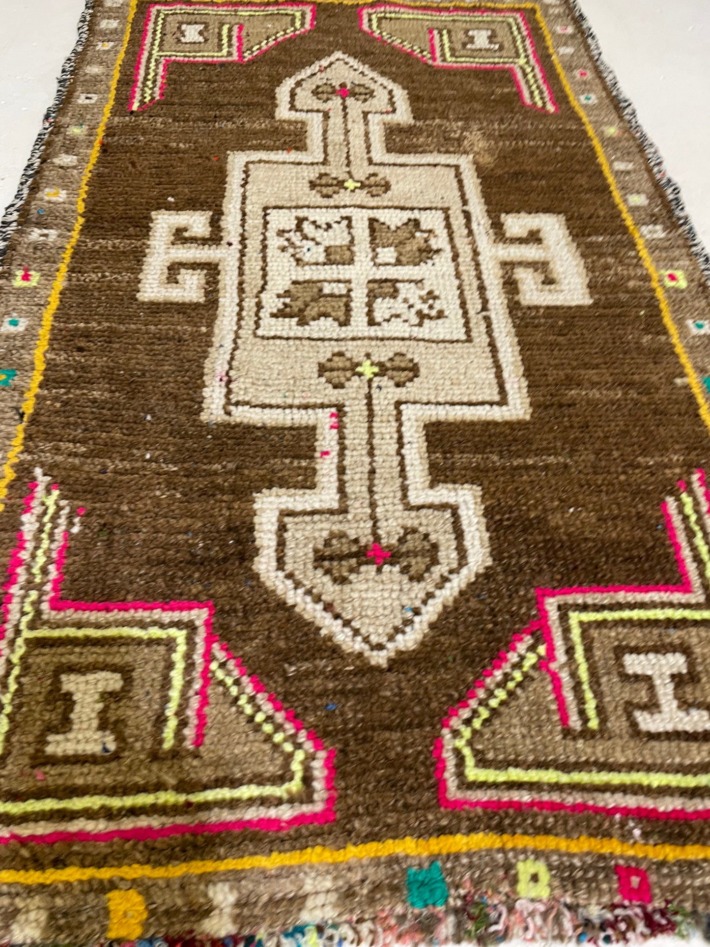 Hand-Knotted Wool Rug Turkish Oushak 2'1" x 3'5"