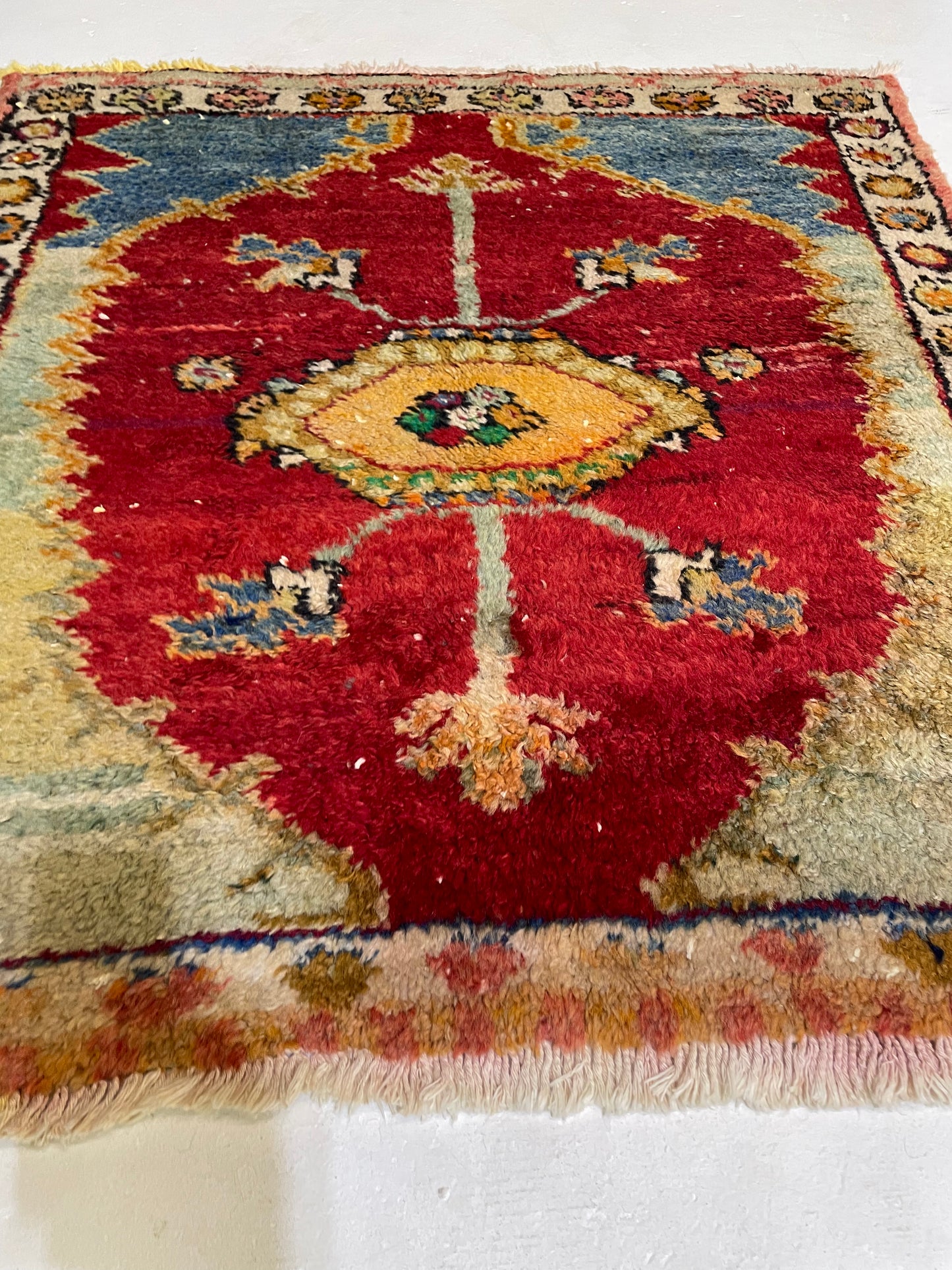 Hand-Knotted Wool Rug Turkish Oushak 2'10" x 3'4"