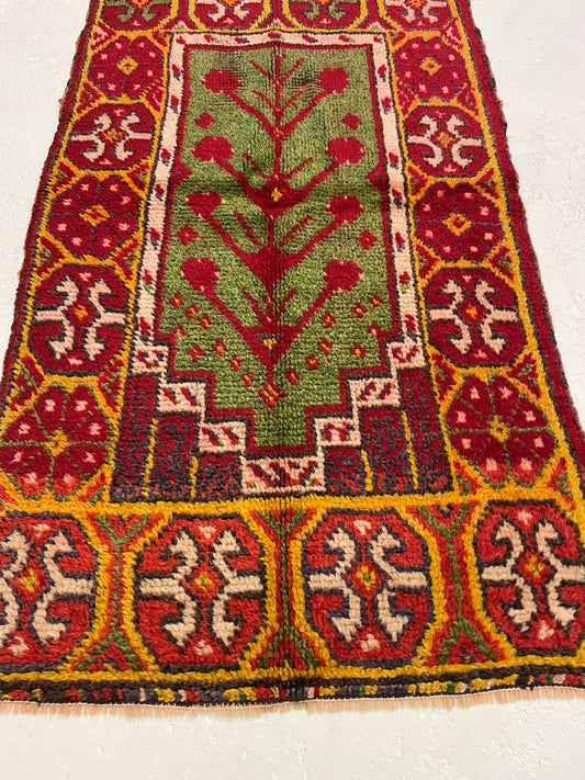 Hand-Knotted Wool Rug Turkish Oushak 2'7" x 4'9"