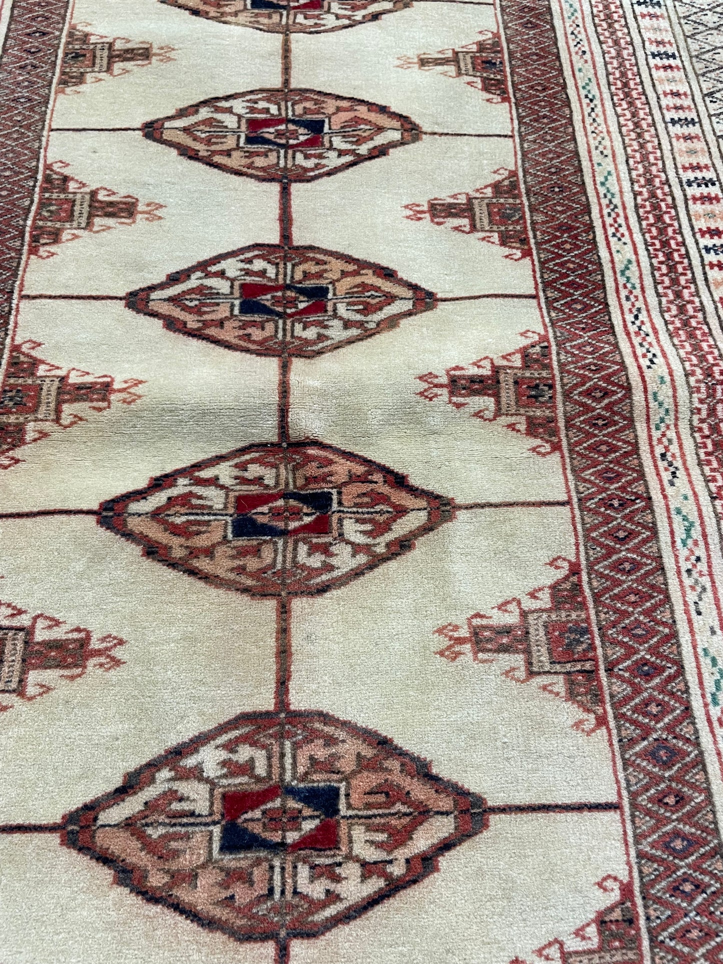 Hand-Knotted Wool Rug Turkish Oushak 3'3" x 4'3"