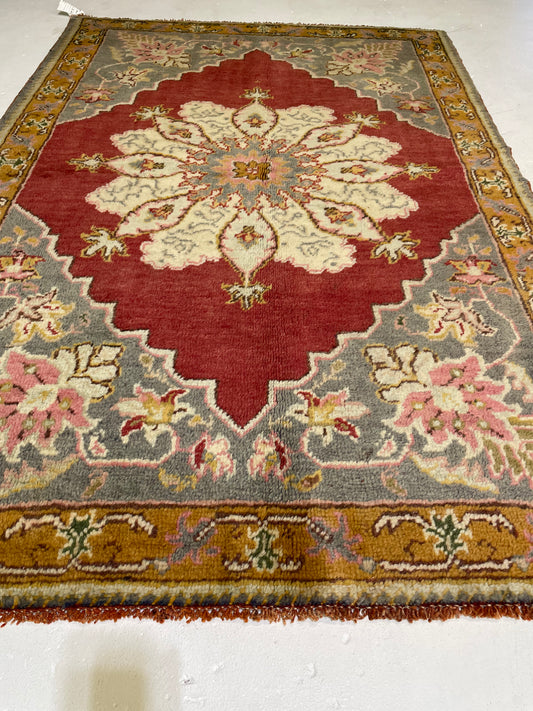 Hand-Knotted Wool Rug Turkish Oushak 3'11" x 5'10"