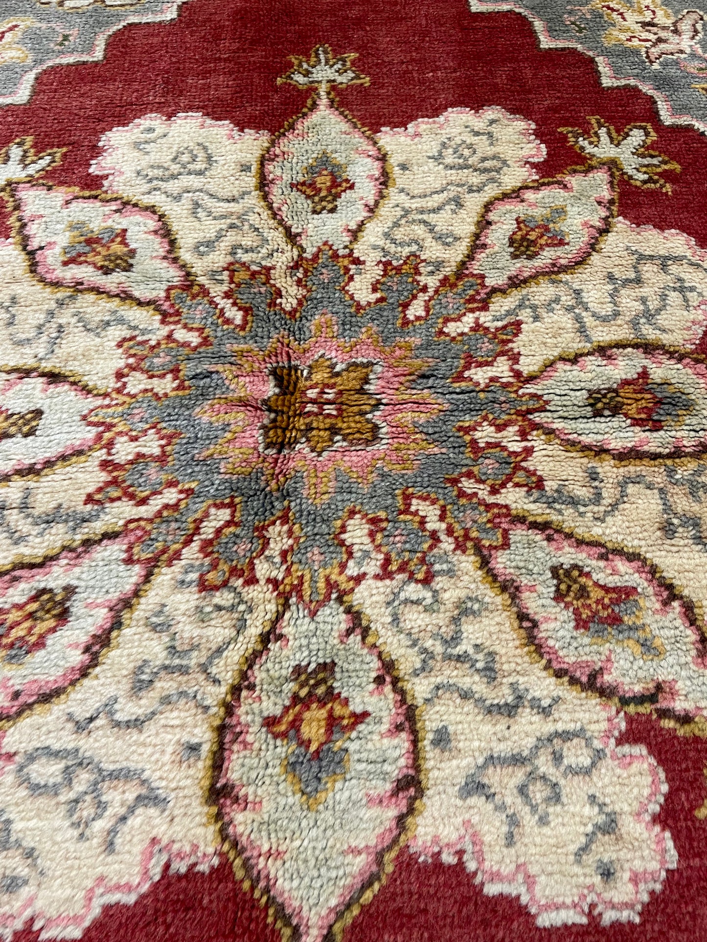 Hand-Knotted Wool Rug Turkish Oushak 3'11" x 5'10"