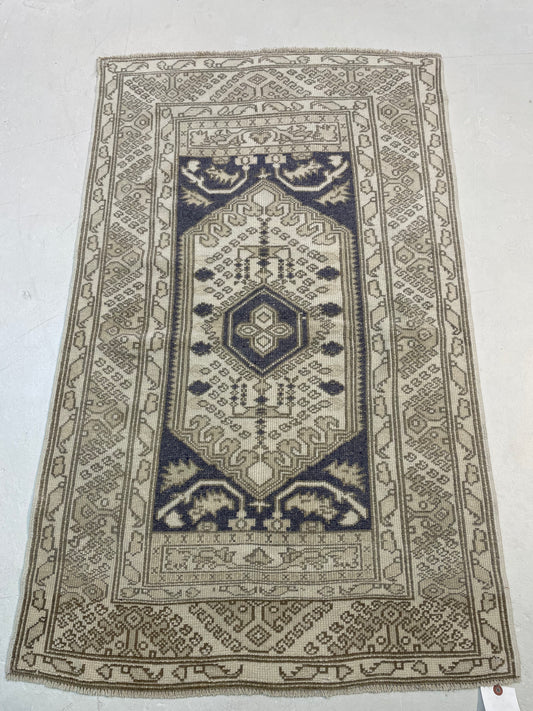 Hand-Knotted Wool Rug Turkish Oushak 2'7" x 4'4"