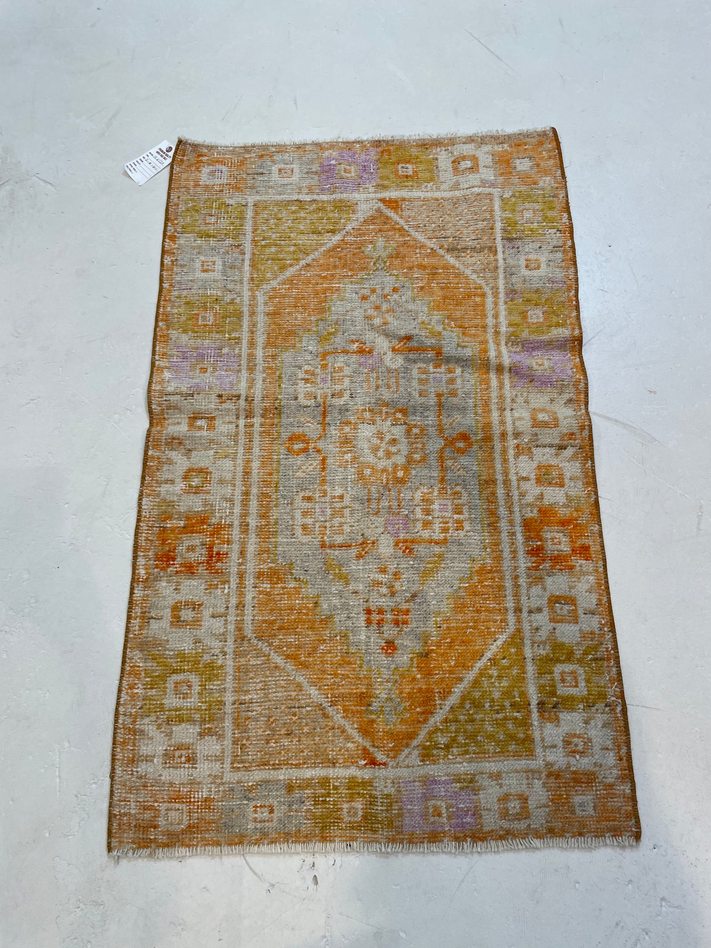 Hand-Knotted Wool Rug Turkish Oushak 2'6" x 4'1"