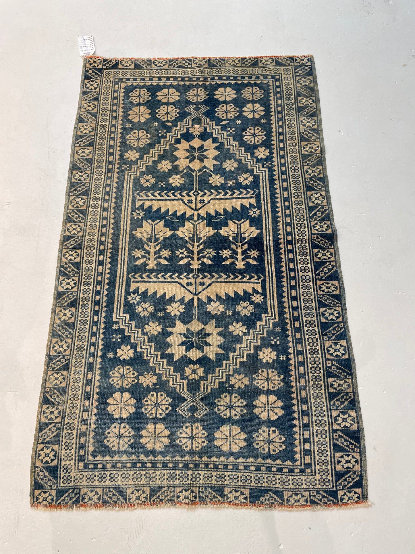 Hand-Knotted Wool Rug Turkish Oushak 2'7" x 4'5"