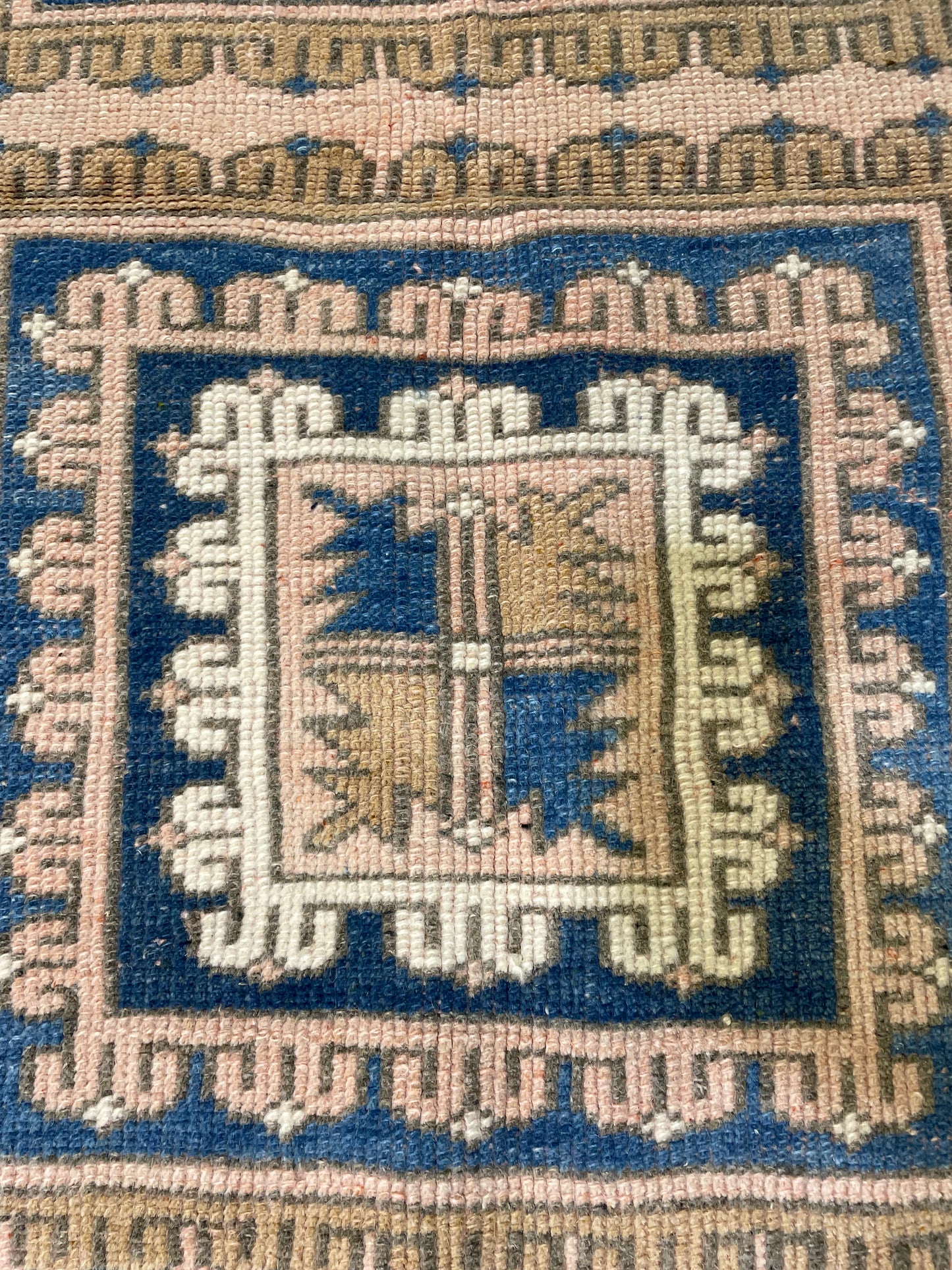 Hand-Knotted Wool Rug Turkish Oushak 3'2" x 4'4"