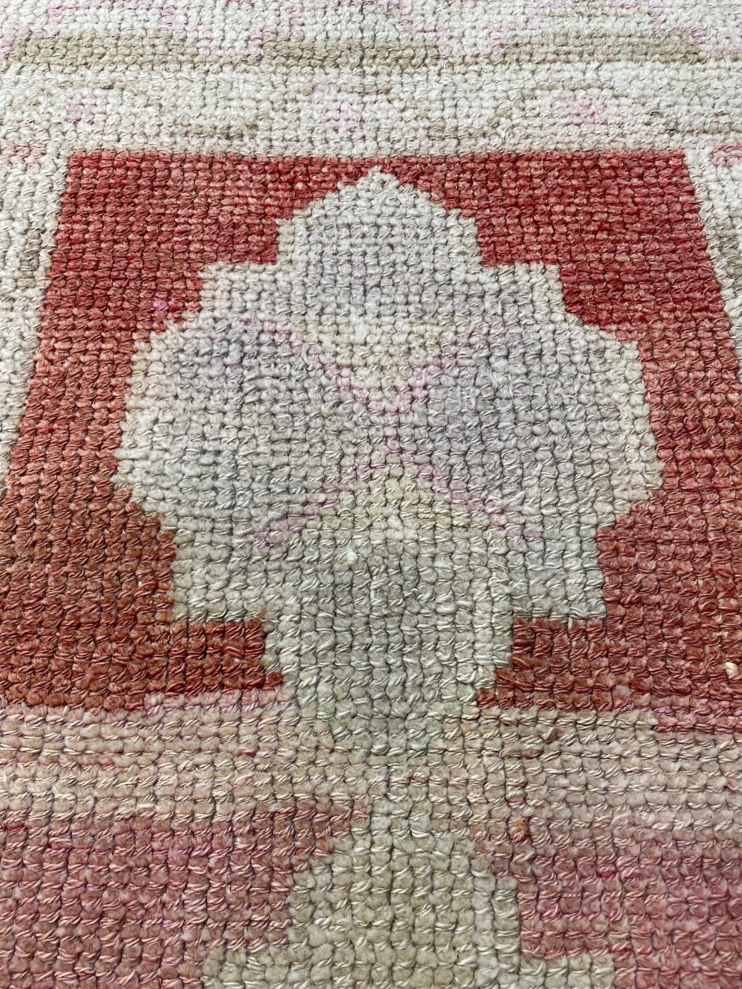 Hand-Knotted Wool Rug Turkish Oushak 2'7" x 4'