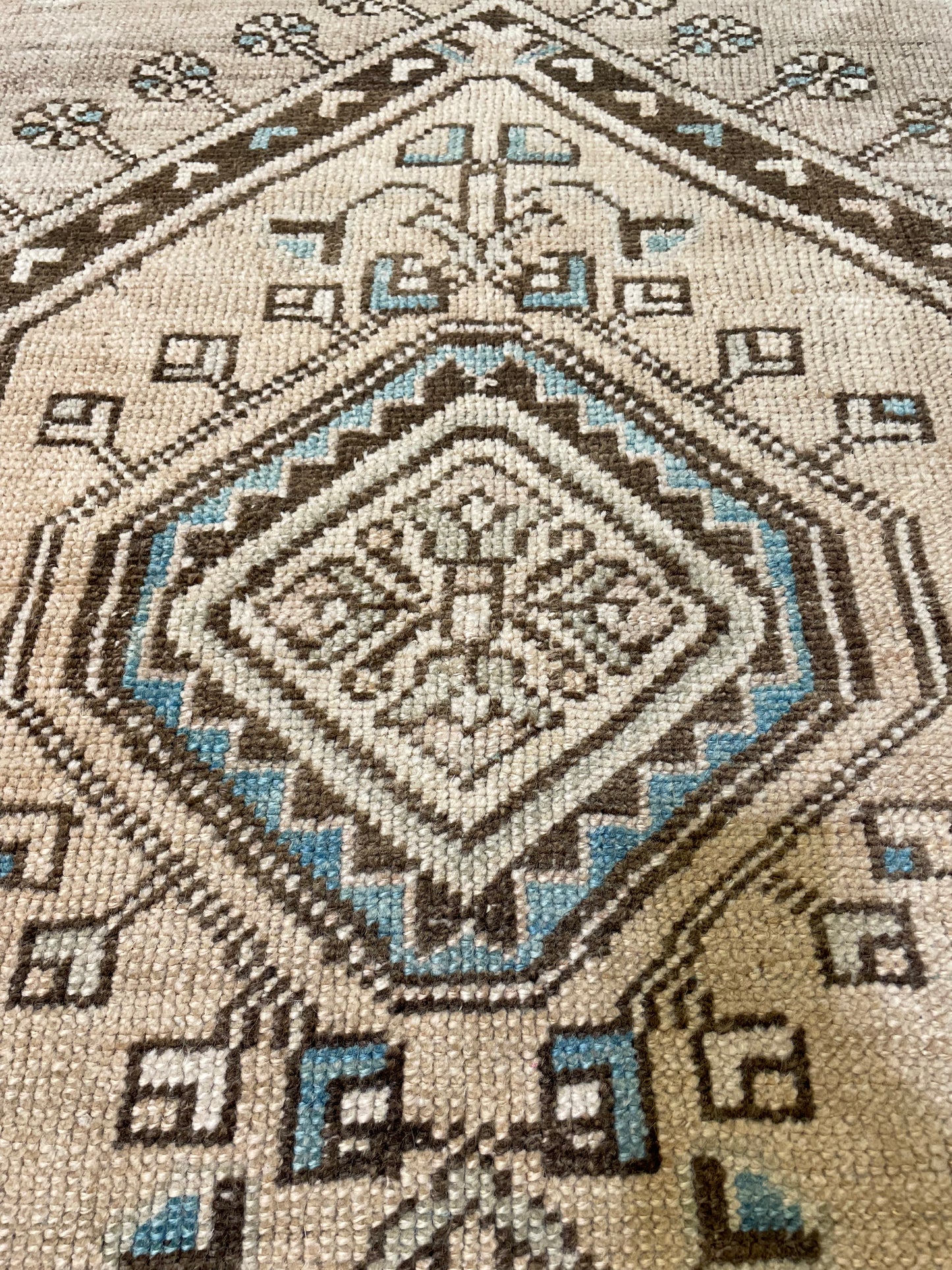 Hand-Knotted Wool Rug Turkish Oushak 2'9" x 3'5"