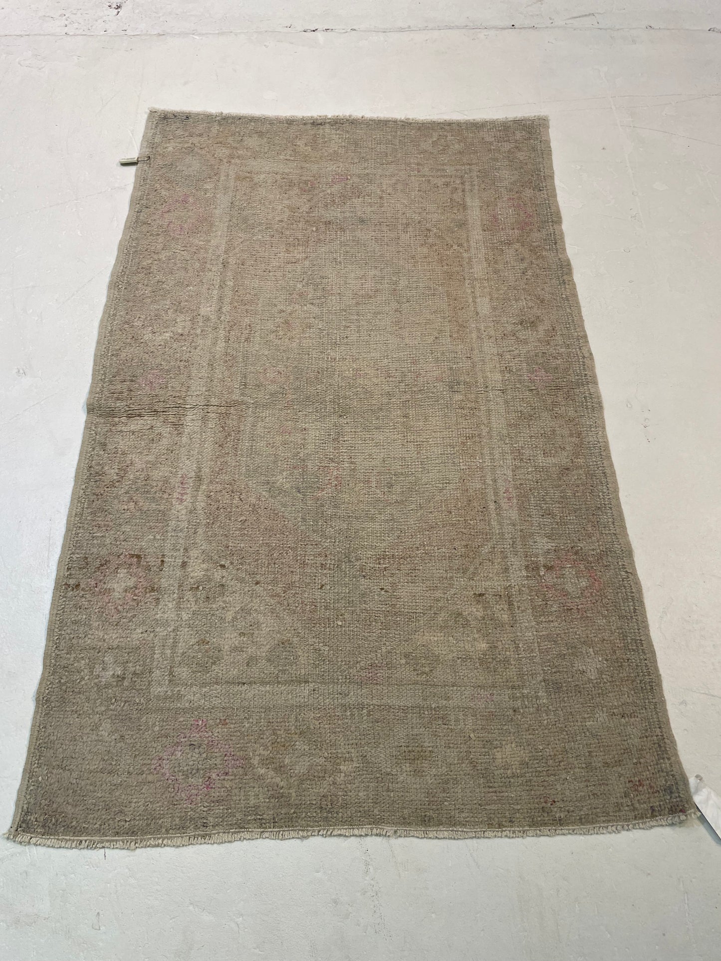 Hand-Knotted Wool Rug Turkish Oushak 2'10" x 4'5"
