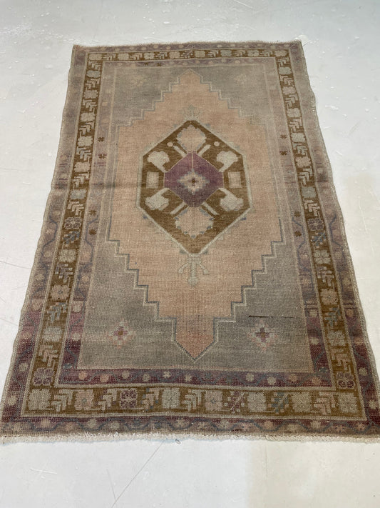 Hand-Knotted Wool Rug Turkish Oushak 3' x 4'9"