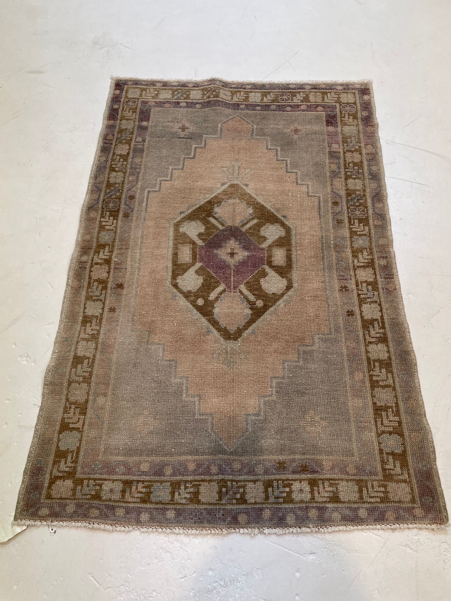 Hand-Knotted Wool Rug Turkish Oushak 3' x 4'9"