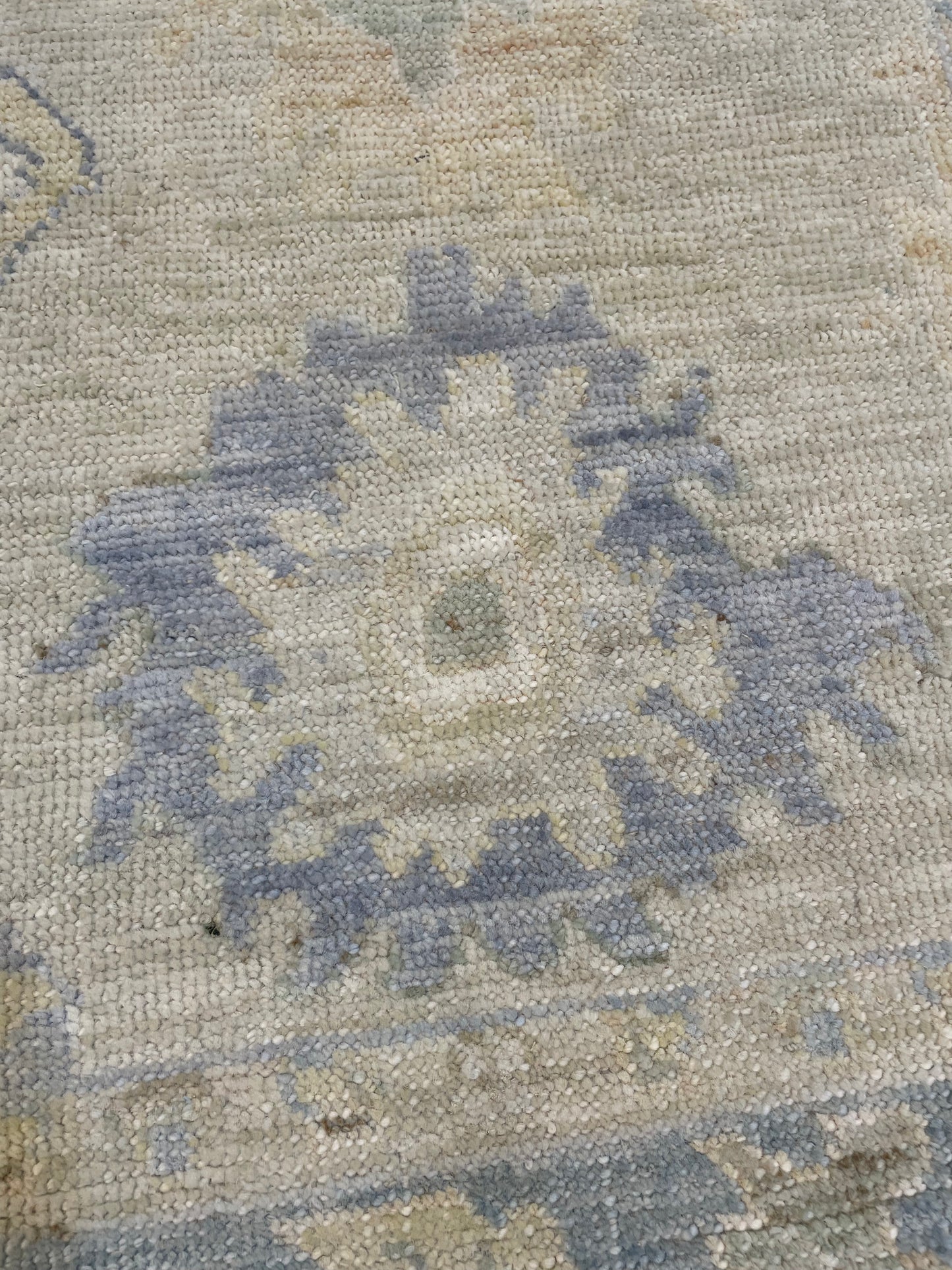 Hand-Knotted Wool Rug Turkish Oushak 2'6" x 4'