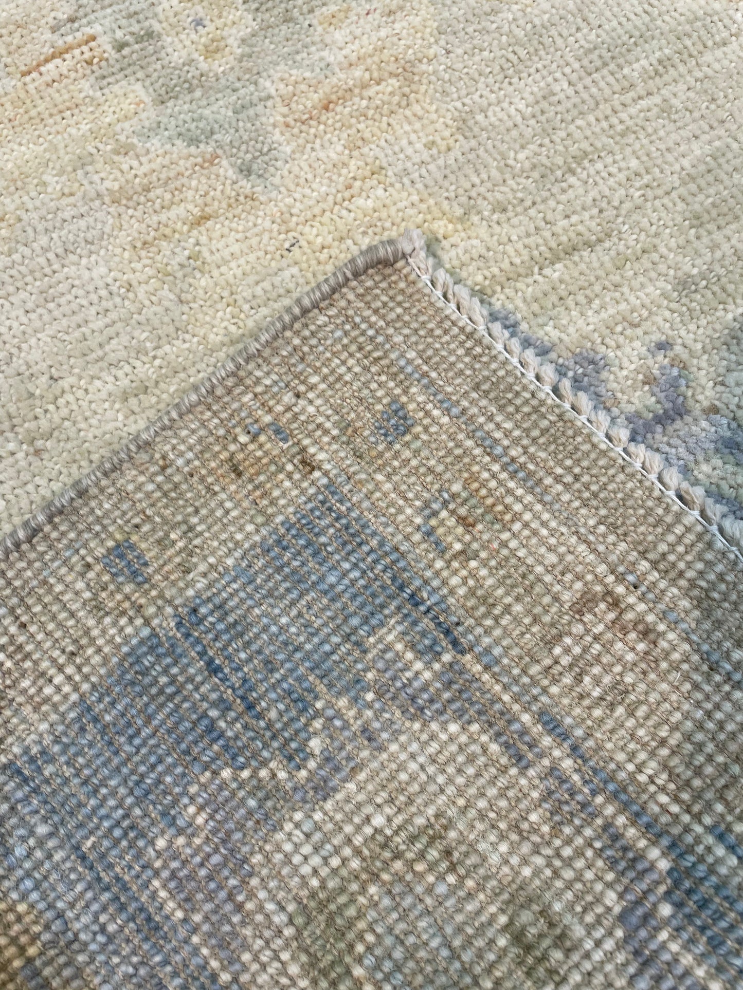 Hand-Knotted Wool Rug Turkish Oushak 2'6" x 4'