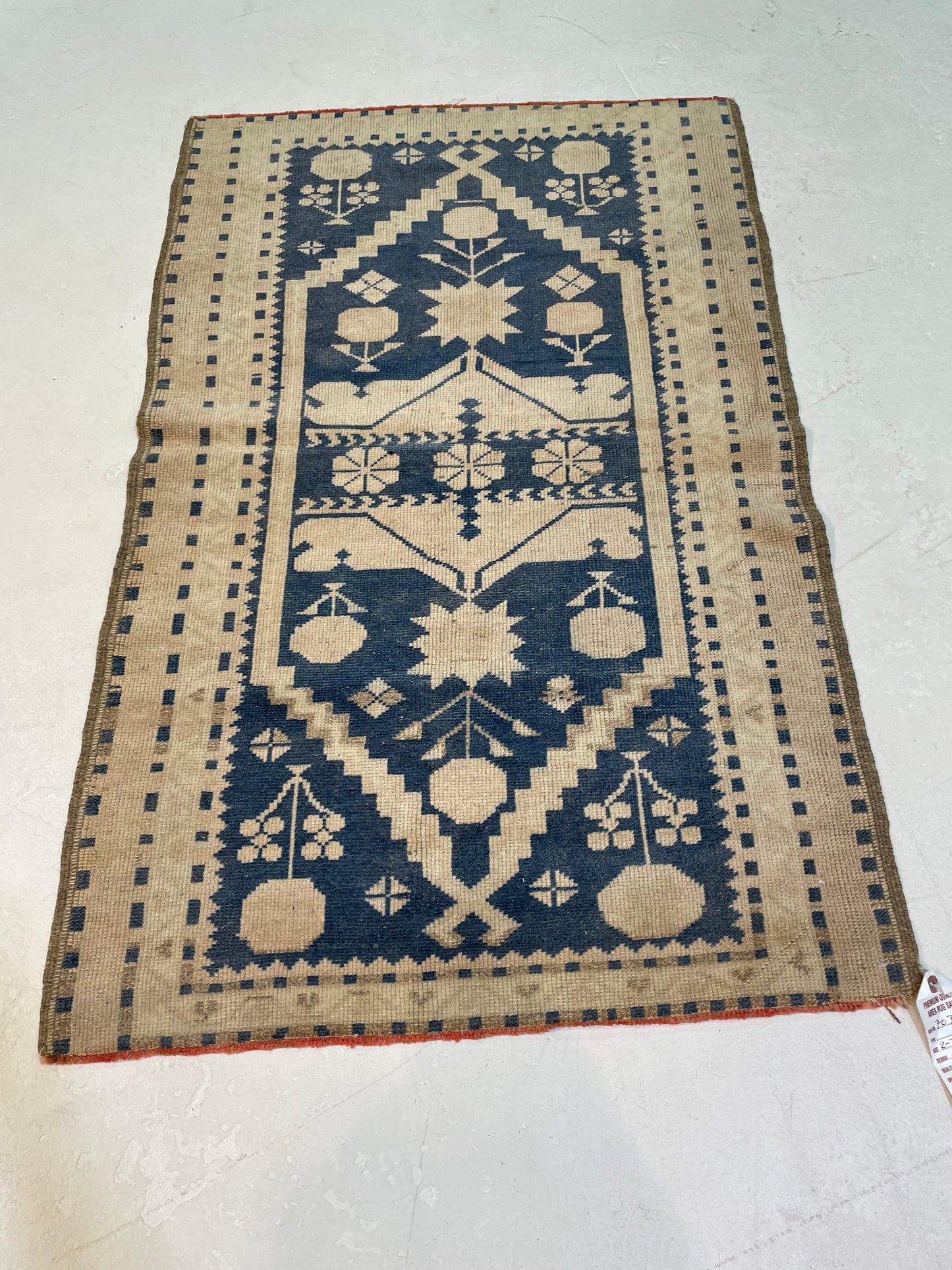 Hand-Knotted Wool Rug Turkish Oushak 2'7" x 3'10"