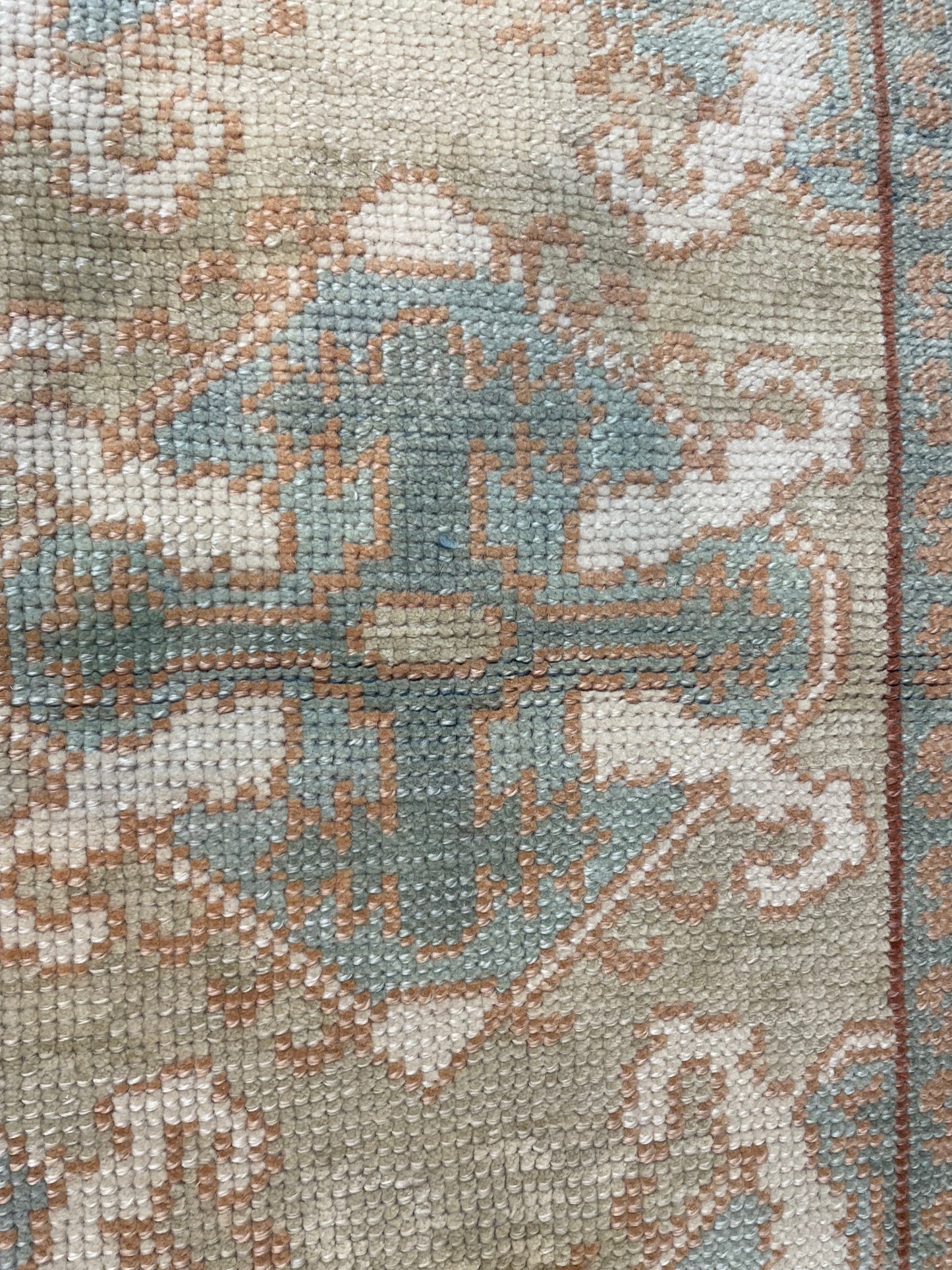 Hand-Knotted Wool Rug Turkish Oushak 2'6" x 3'5"