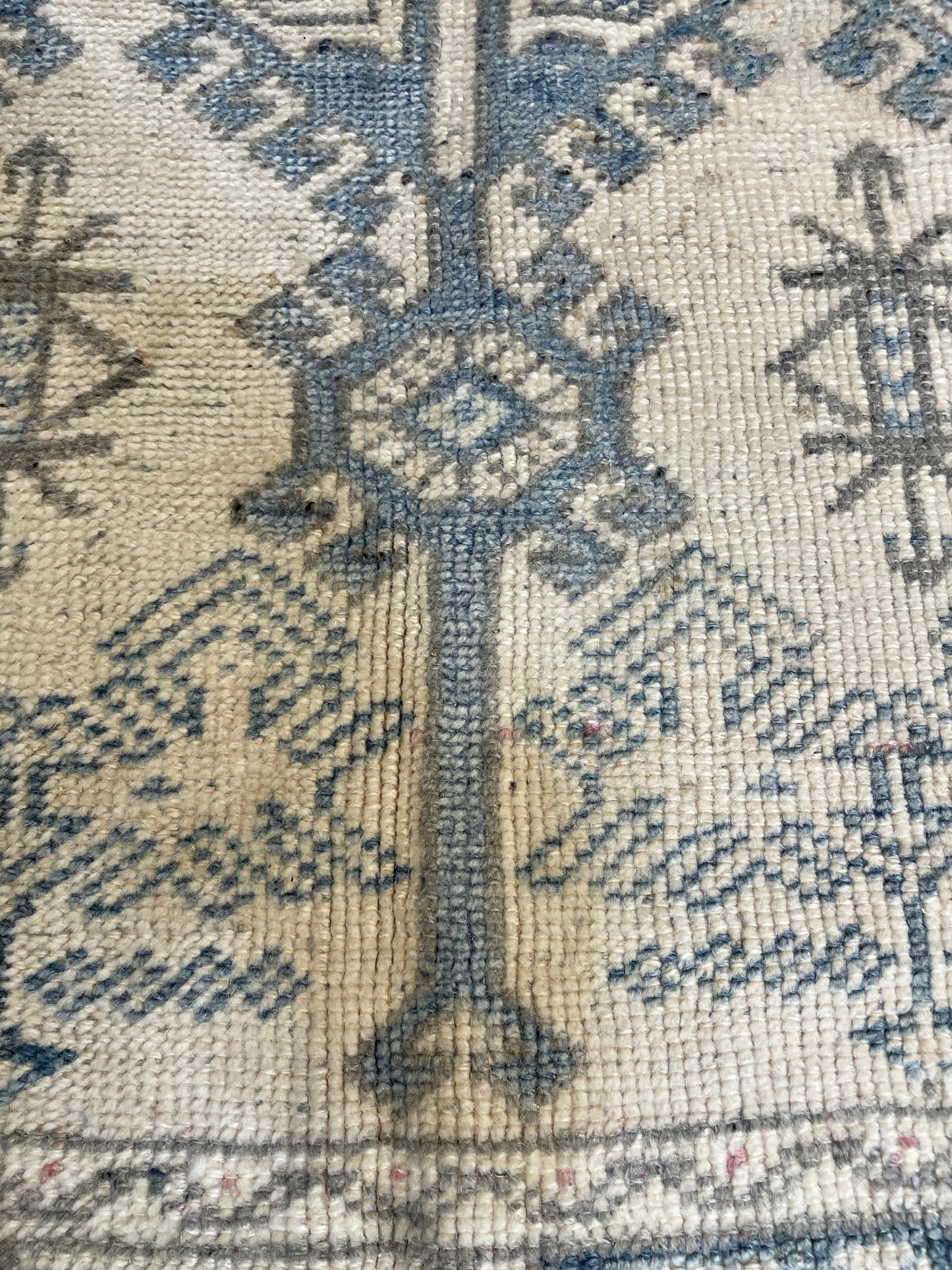 Hand-Knotted Wool Rug Turkish Oushak 2'4" x 3'9"