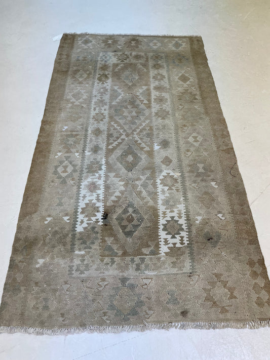 Hand-Knotted Wool Rug Turkish Oushak 3'1" x 5'6"