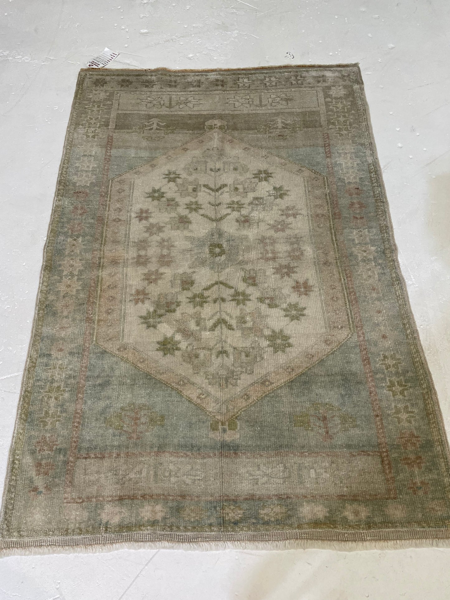 Hand-Knotted Wool Rug Turkish Oushak 2'9" x 4'3"