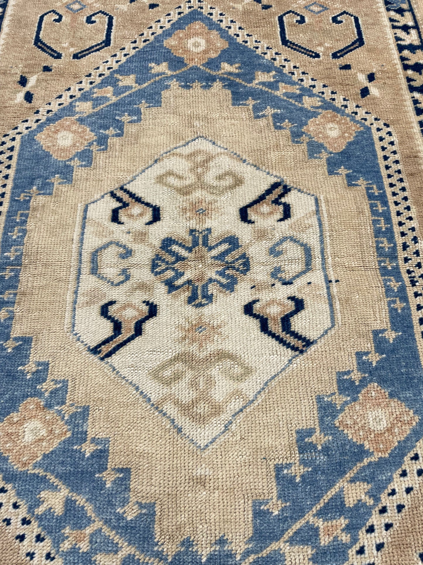 Hand-Knotted Wool Rug Turkish Oushak 3'3" x 5'3"