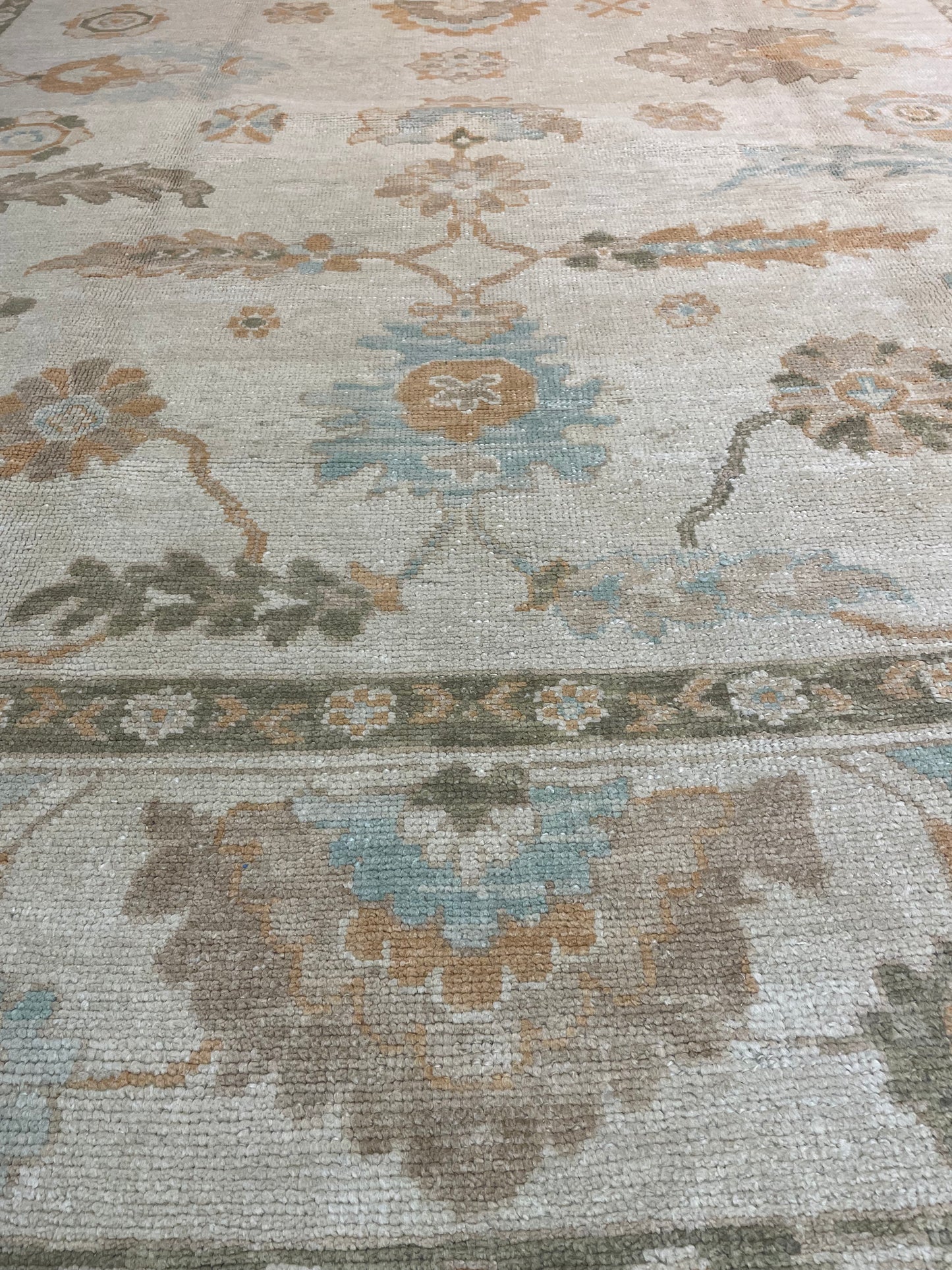 Hand-Knotted Wool Rug Turkish Oushak 9' x 12'8"