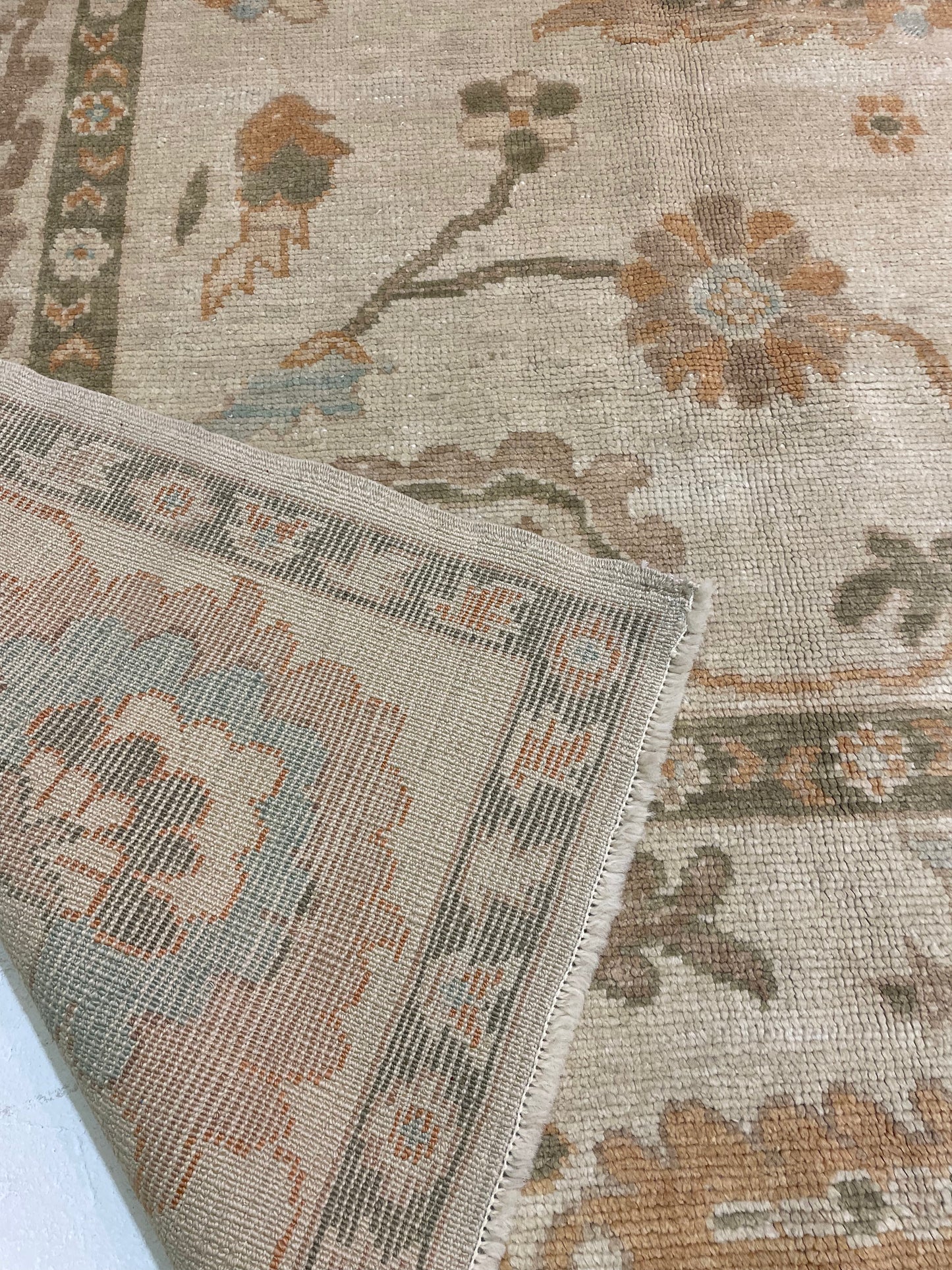 Hand-Knotted Wool Rug Turkish Oushak 9' x 12'8"