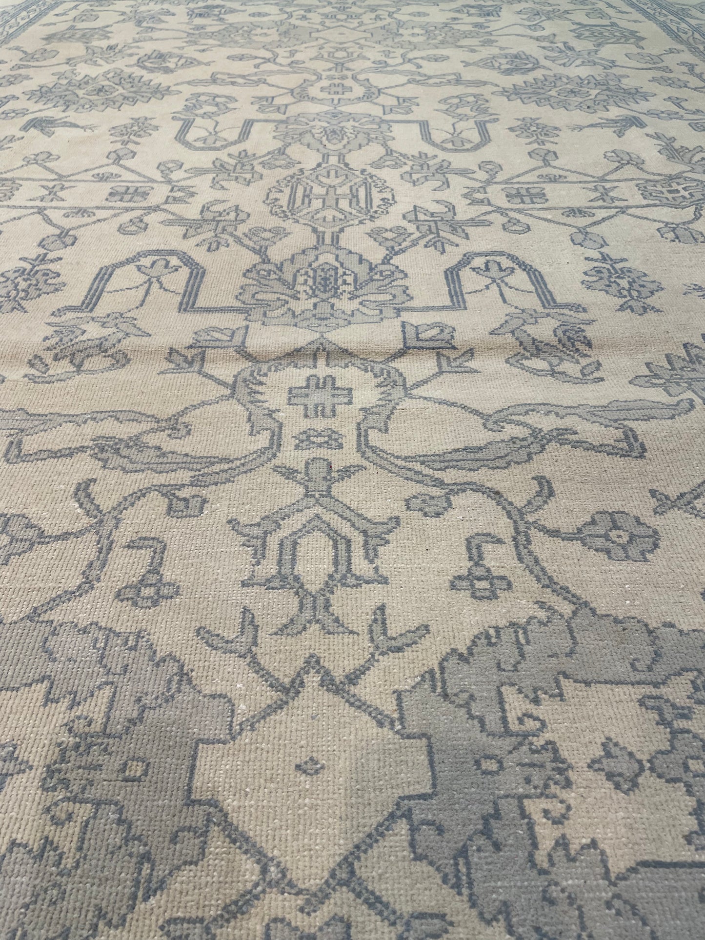 Hand-Knotted Wool Rug Turkish Oushak 8'1" x 9'11"