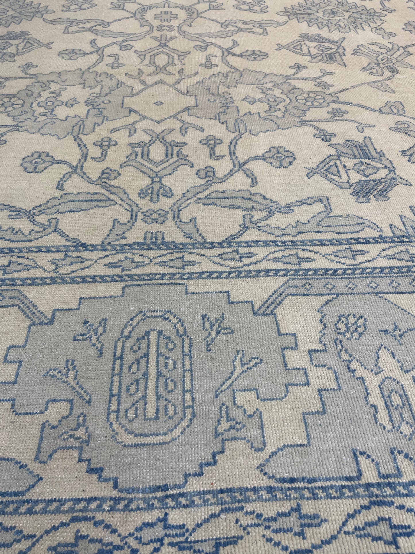 Hand-Knotted Wool Rug Turkish Oushak 8'1" x 9'11"