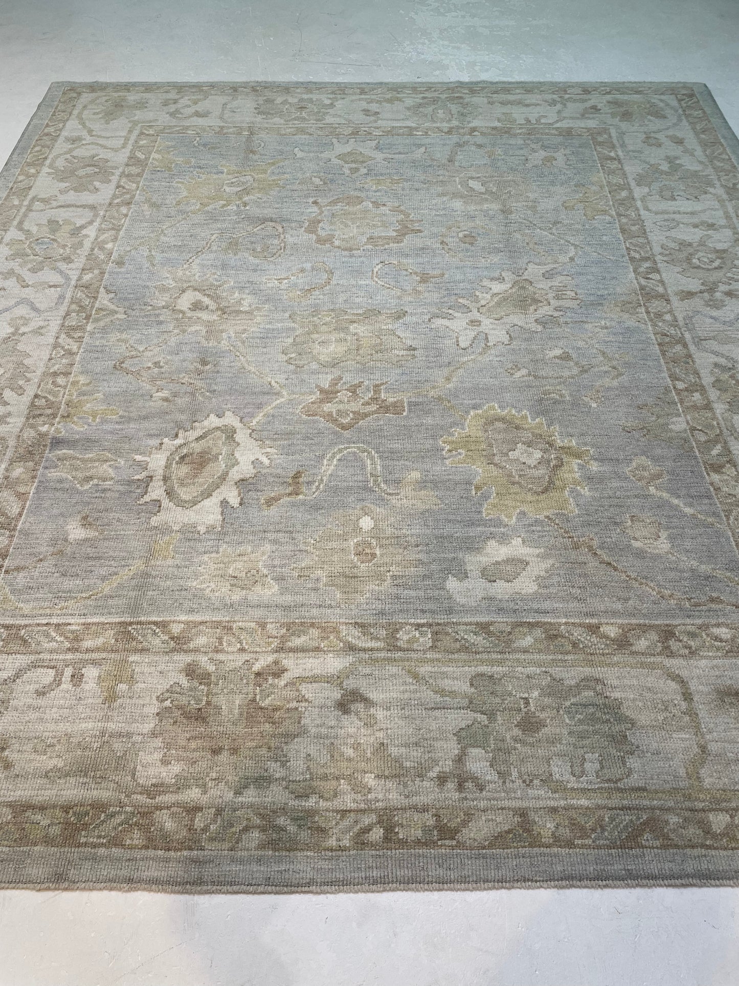 Hand-Knotted Wool Rug Turkish Oushak 8'5" x 9'5"