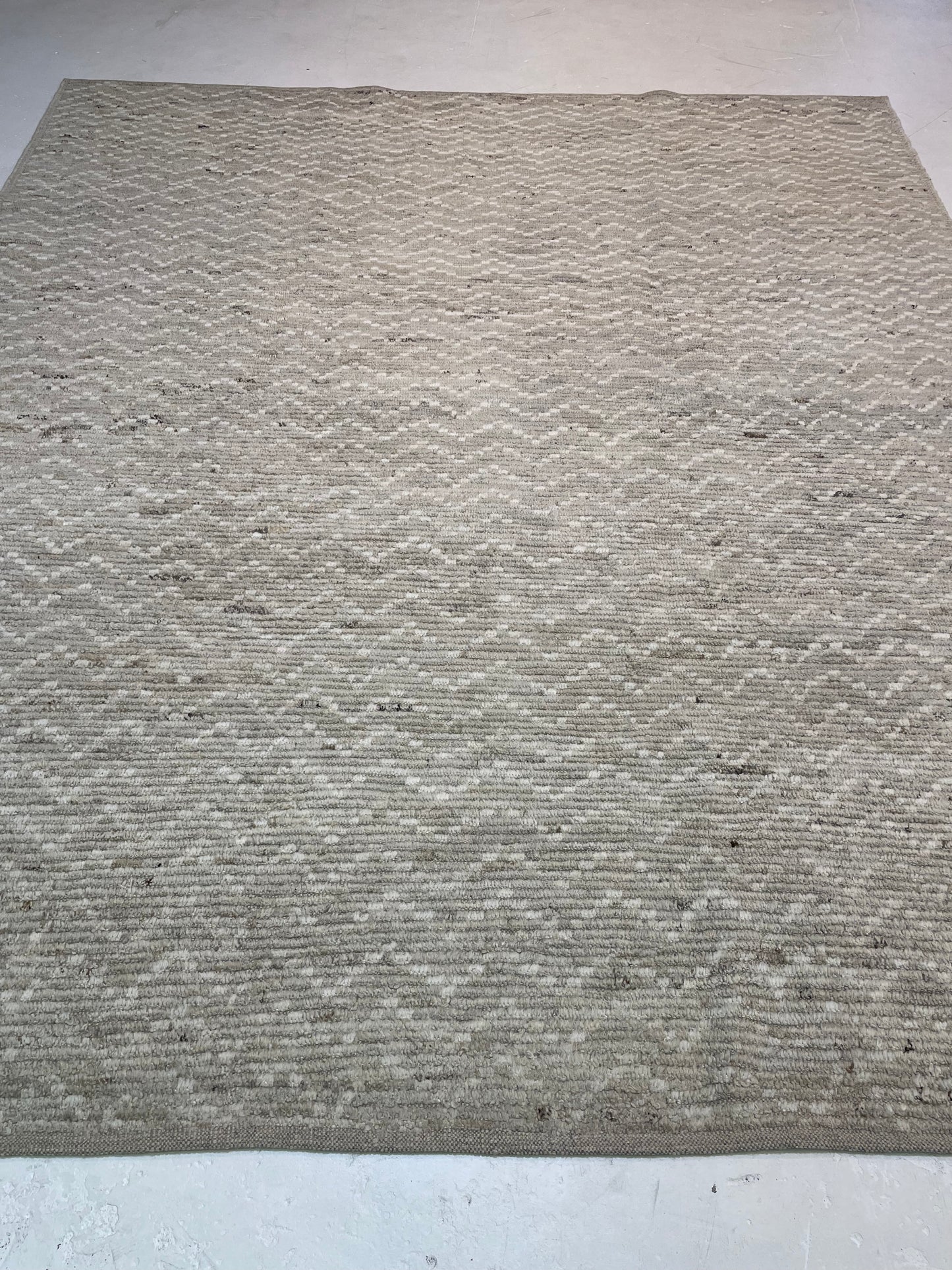 Hand-Knotted Wool Rug Turkish Oushak 8'2" x 9'5"