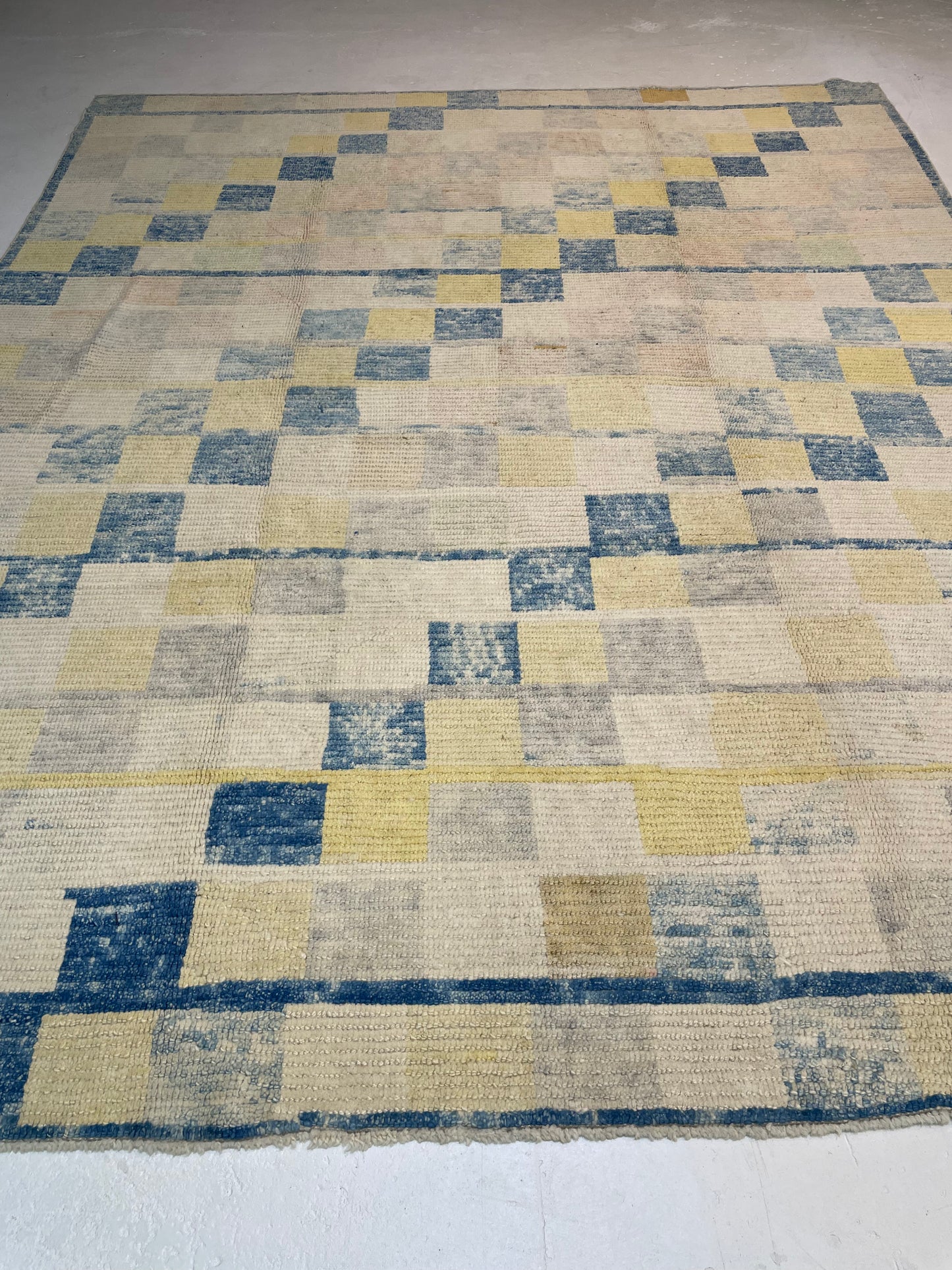 Hand-Knotted Wool Rug Turkish Oushak 8'4" x 10'5"