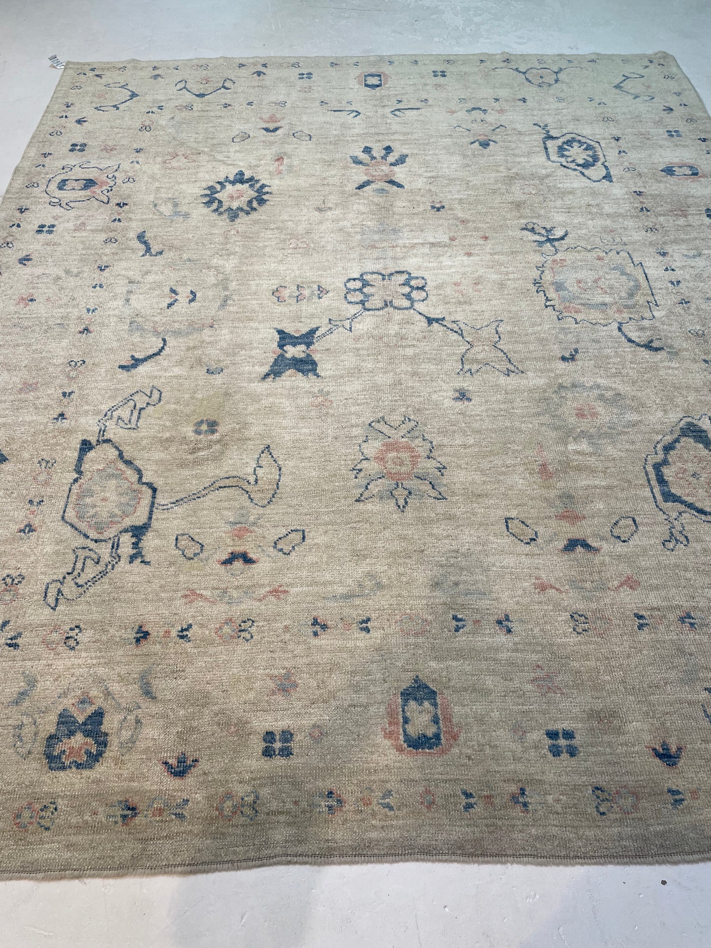 Hand-Knotted Wool Rug Turkish Oushak 7'11" x 9'6"