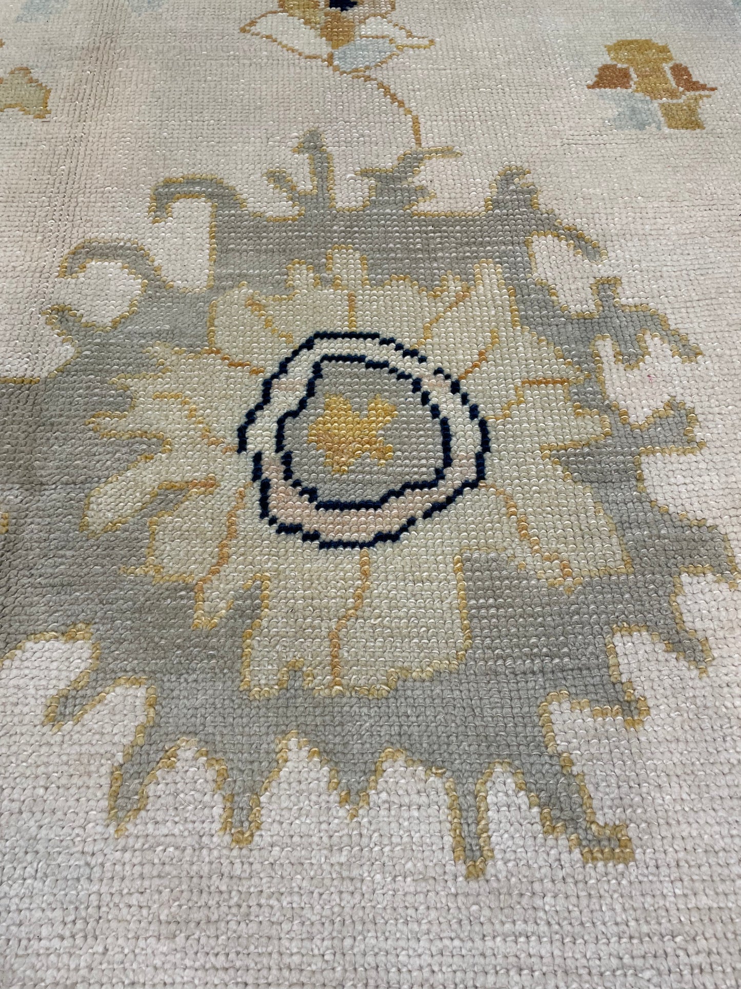 Hand-Knotted Wool Rug Turkish Oushak 7'10" x 10'2"