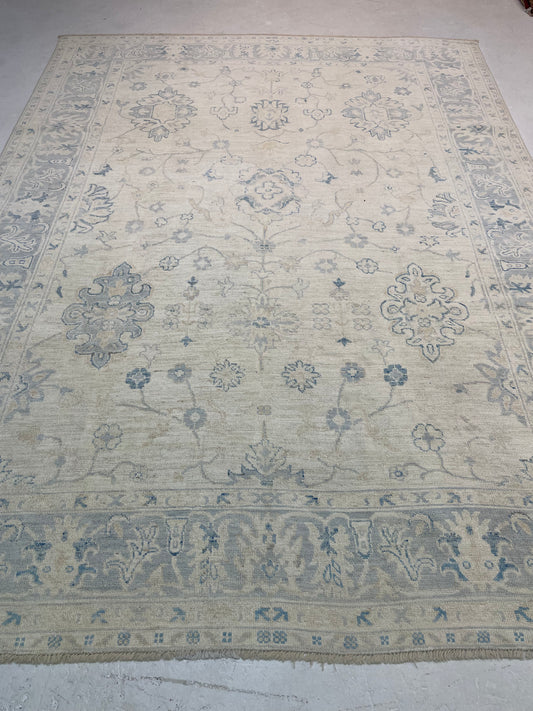 Hand-Knotted Wool Rug Turkish Oushak 7'2" x 9'9"