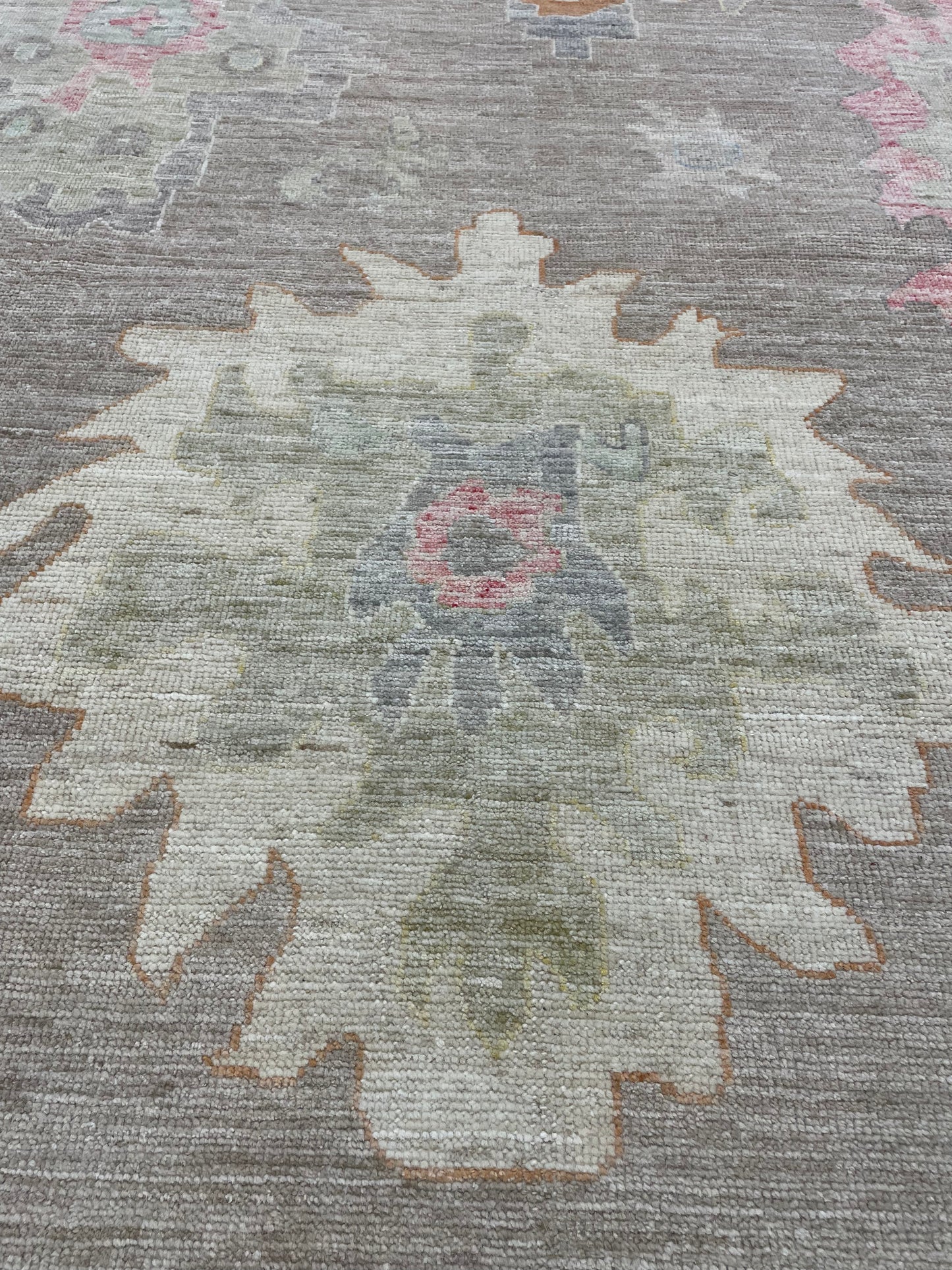 Hand-Knotted Wool Rug Turkish Oushak 8'10" x 11'10"