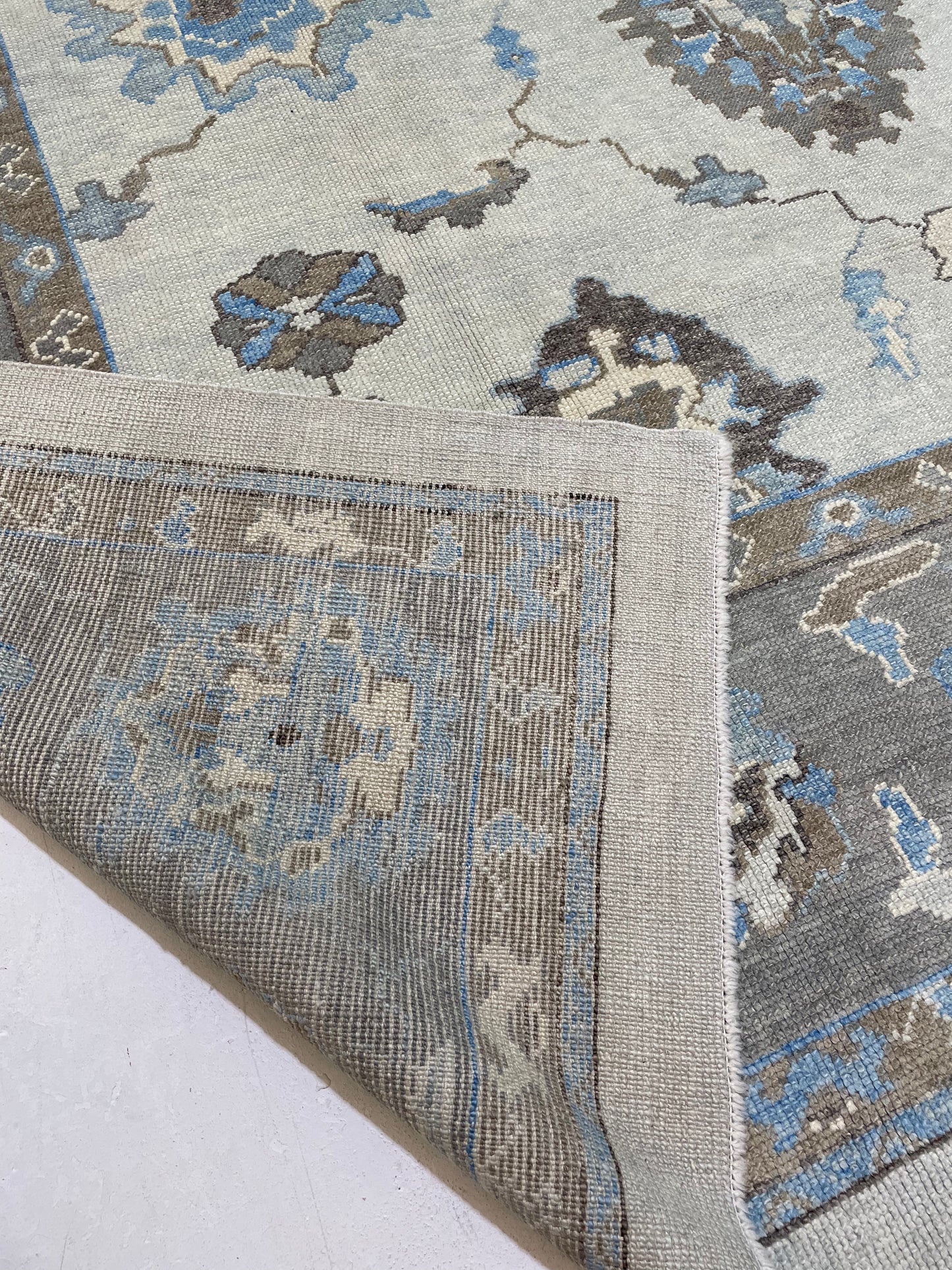 Hand-Knotted Wool Rug Turkish Oushak 9' x 12'8"