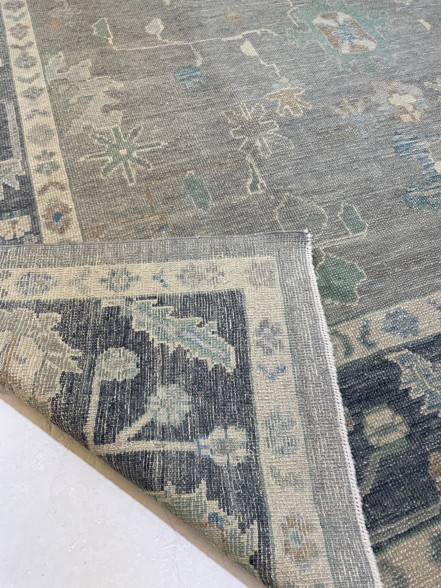 Hand-Knotted Wool Rug Turkish Oushak 9'3" x 12'5"