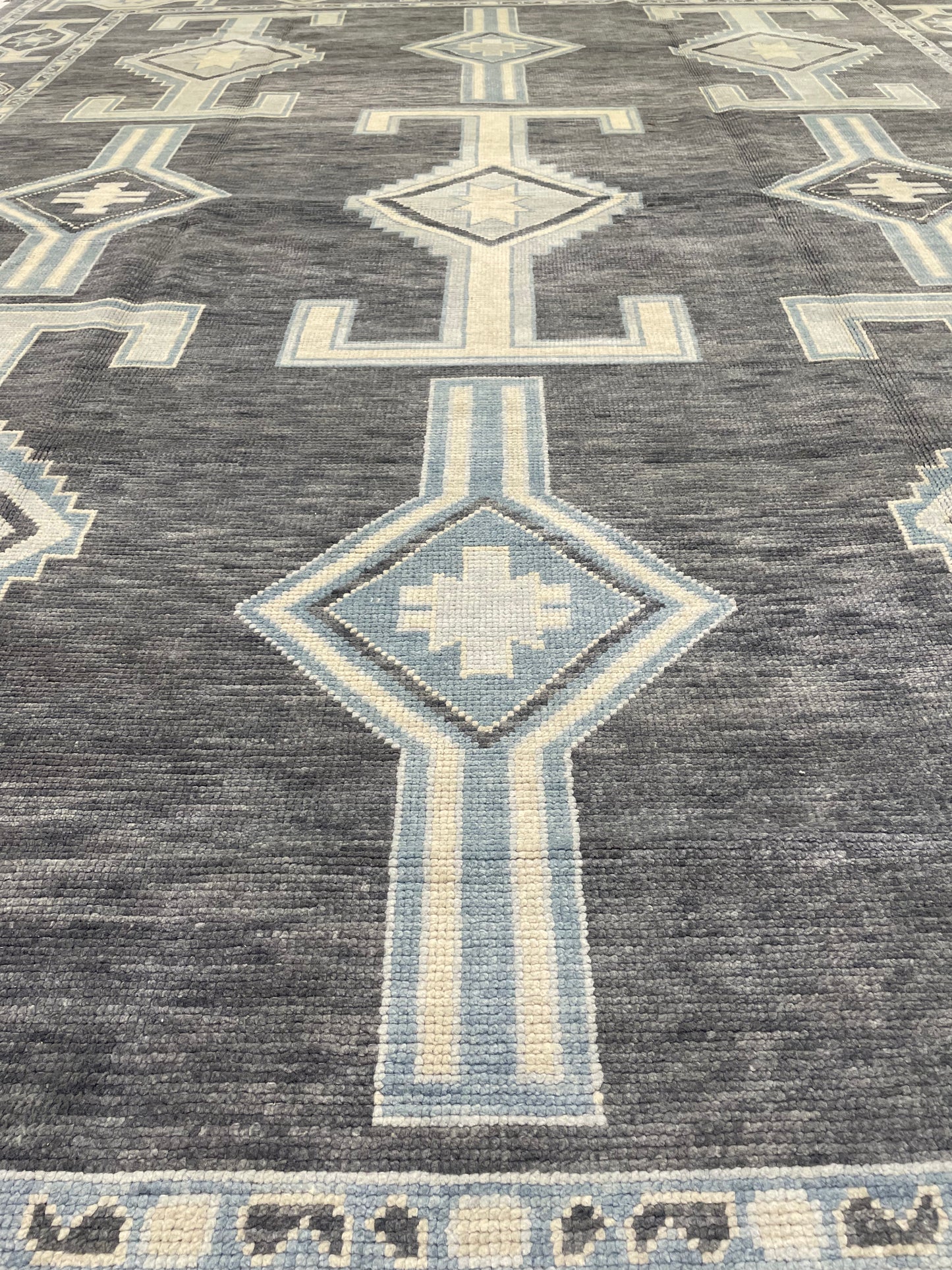 Hand-Knotted Wool Rug Turkish Oushak 9'3" x 12'5"