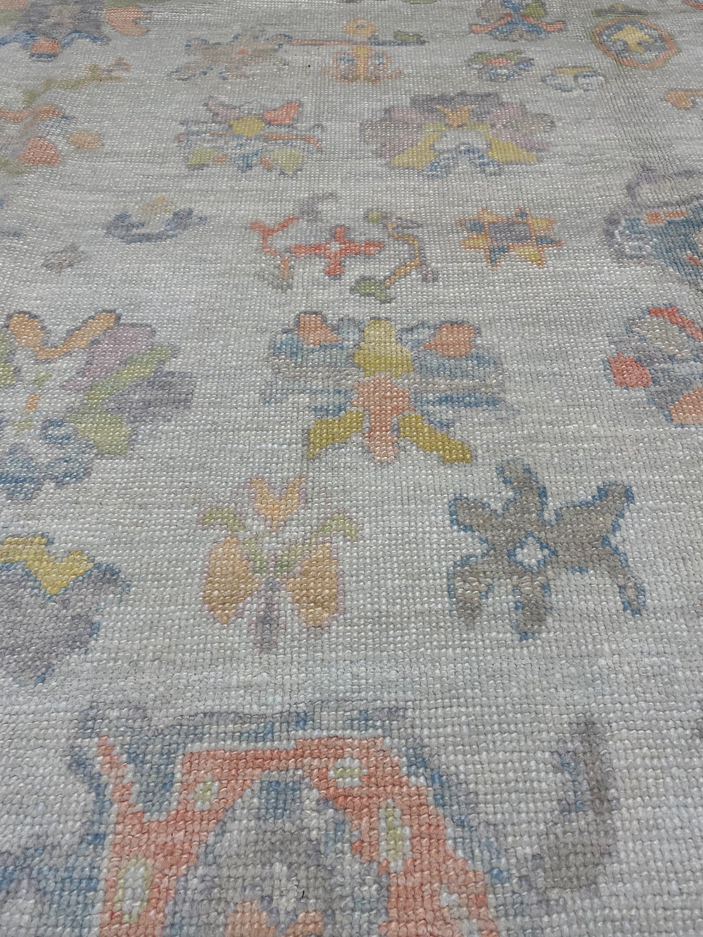 Hand-Knotted Wool Rug Turkish Oushak 8'3" x 10'9"