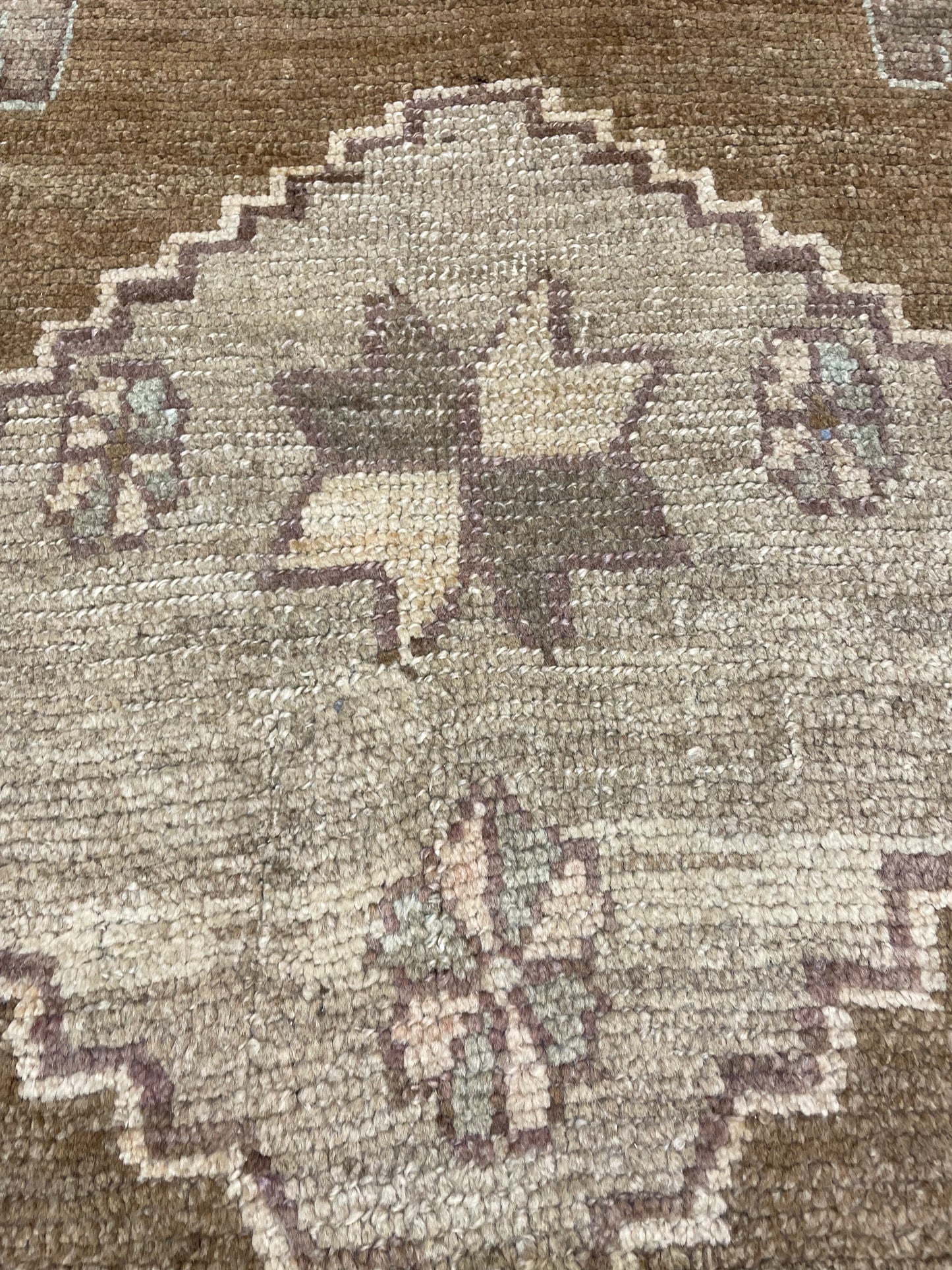 Hand-Knotted Wool Rug Turkish Oushak 7'6" x 10'11"