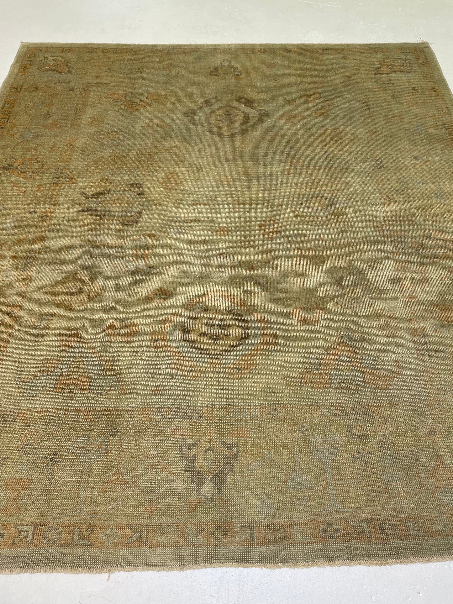 Hand-Knotted Wool Rug Turkish Oushak 8'5" x 9'3"